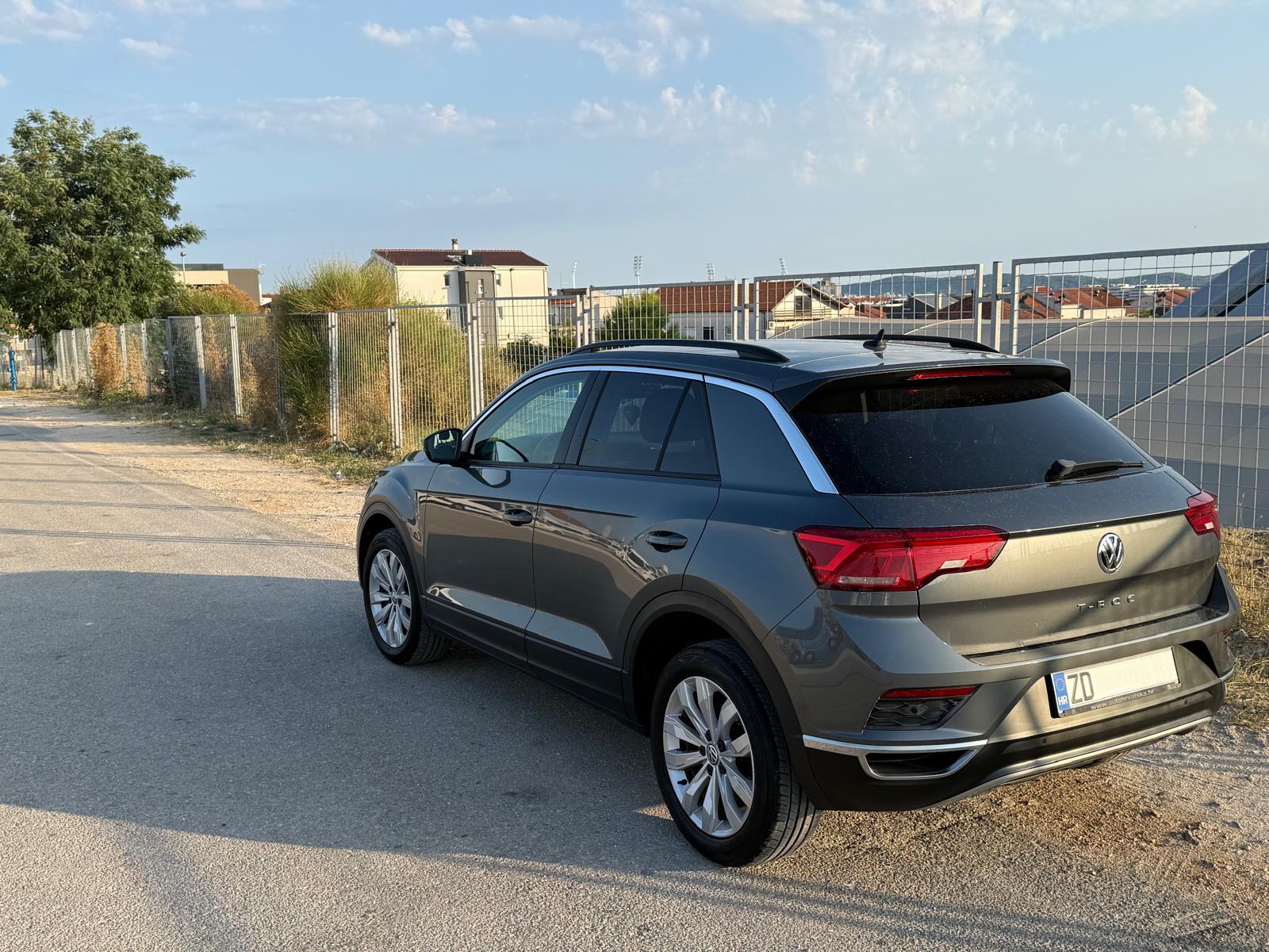 VW T-Roc 1,0 TSI, fotografija 2