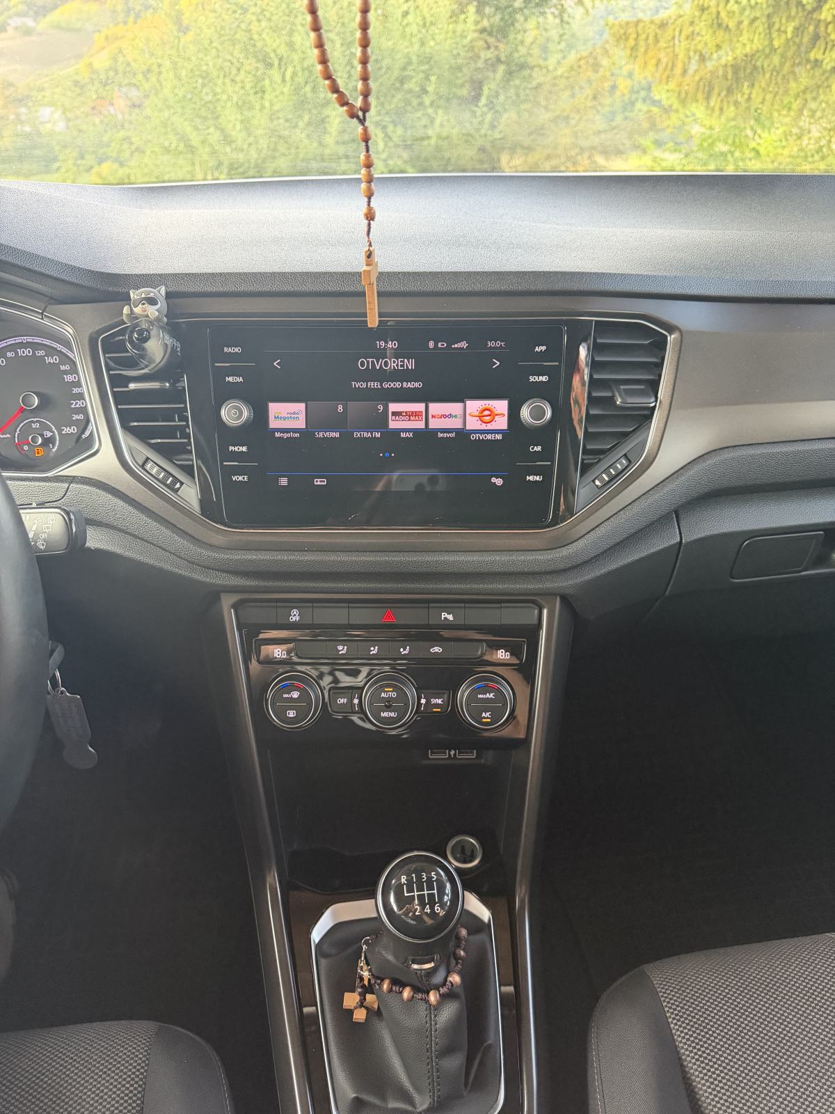 VW T-Roc 1,0 TSI, fotografija 8