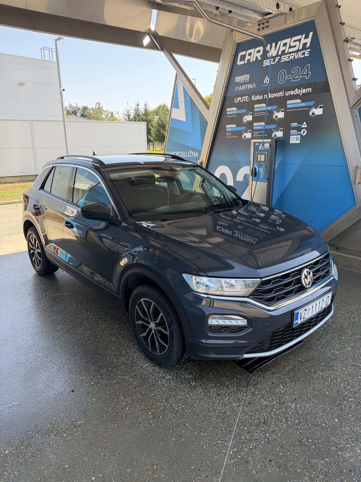 VW T-Roc 1,0 TSI, fotografija 2