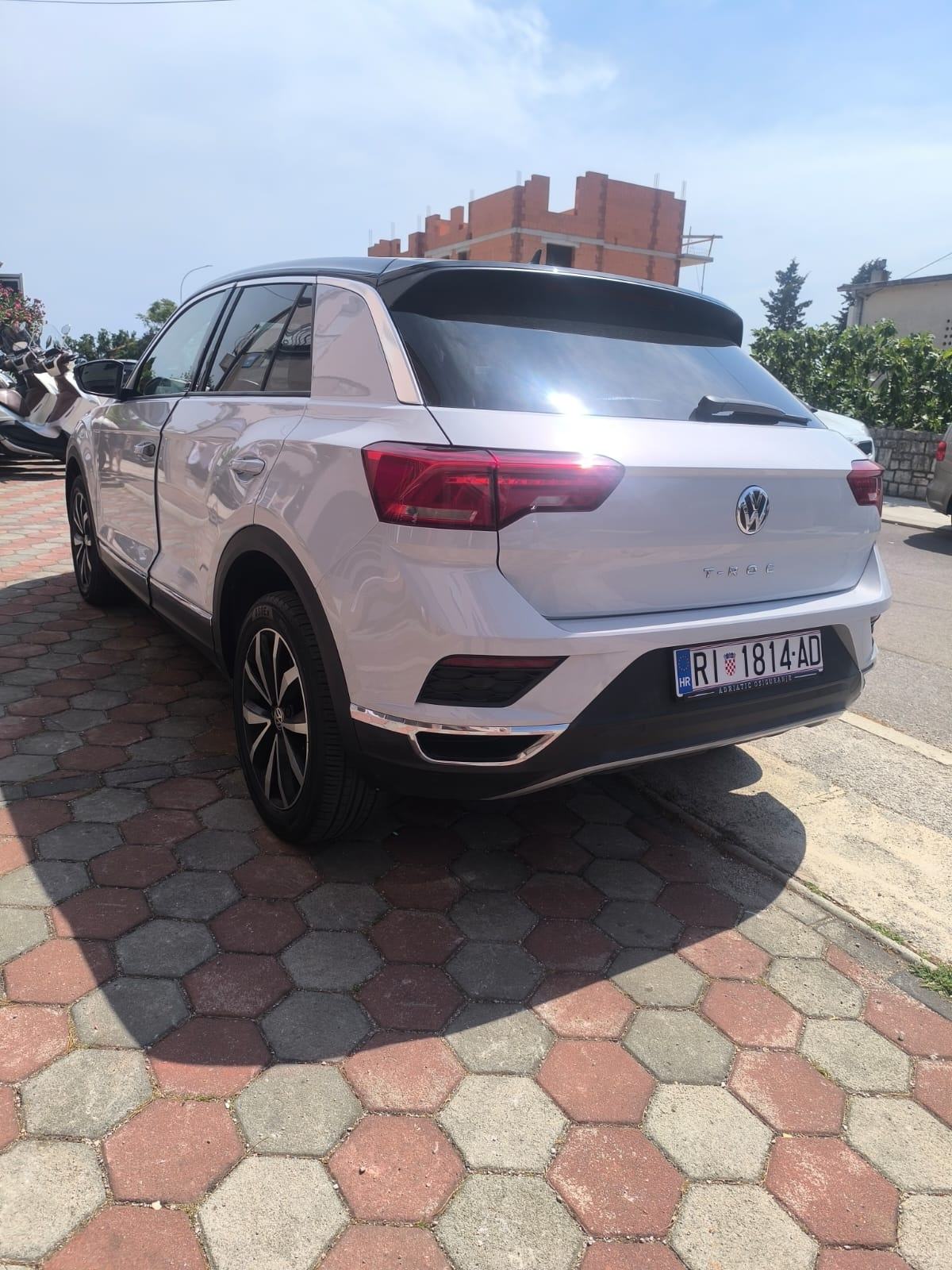 VW T-Roc 1,0 TSI, fotografija 6
