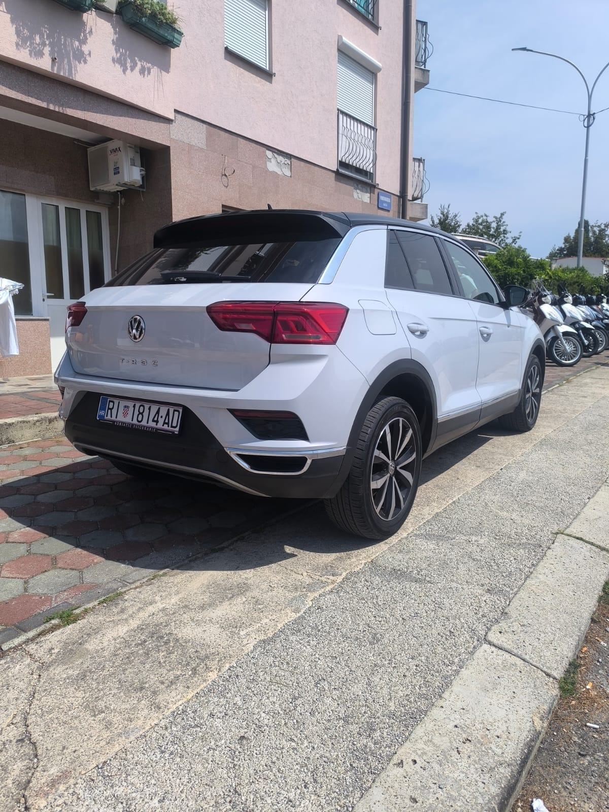 VW T-Roc 1,0 TSI, fotografija 7