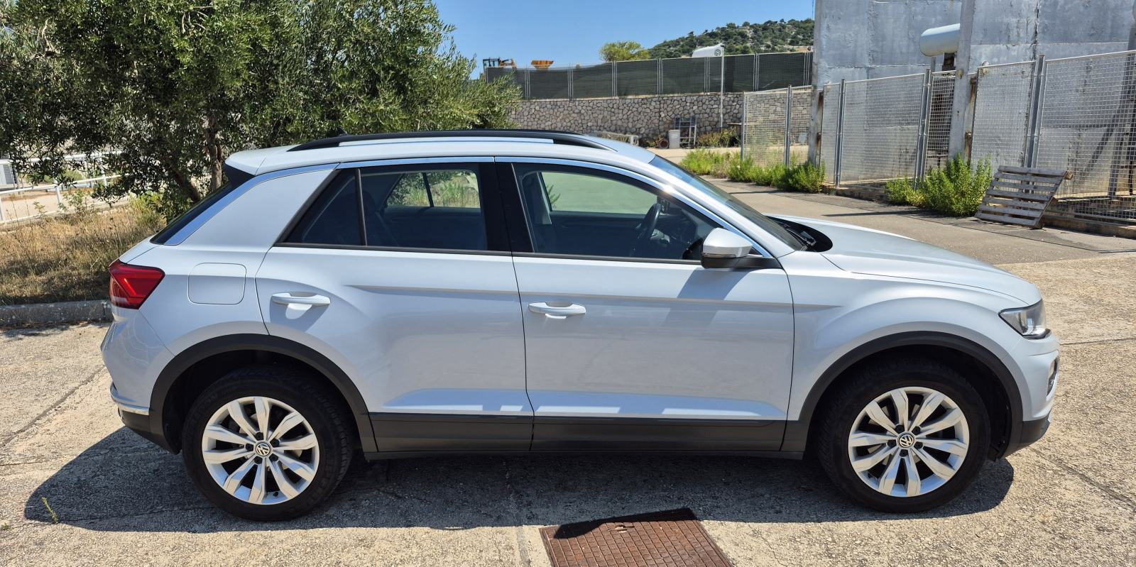VW T-Roc 1,0 TSI, fotografija 6