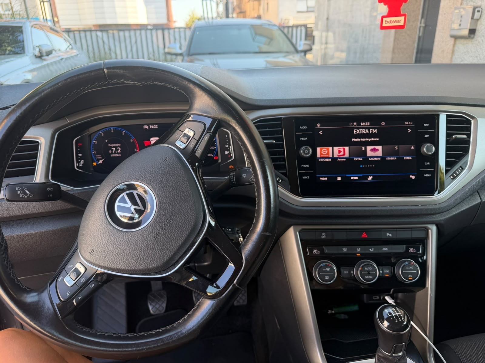 VW T-Roc 1,0 TSI, fotografija 4