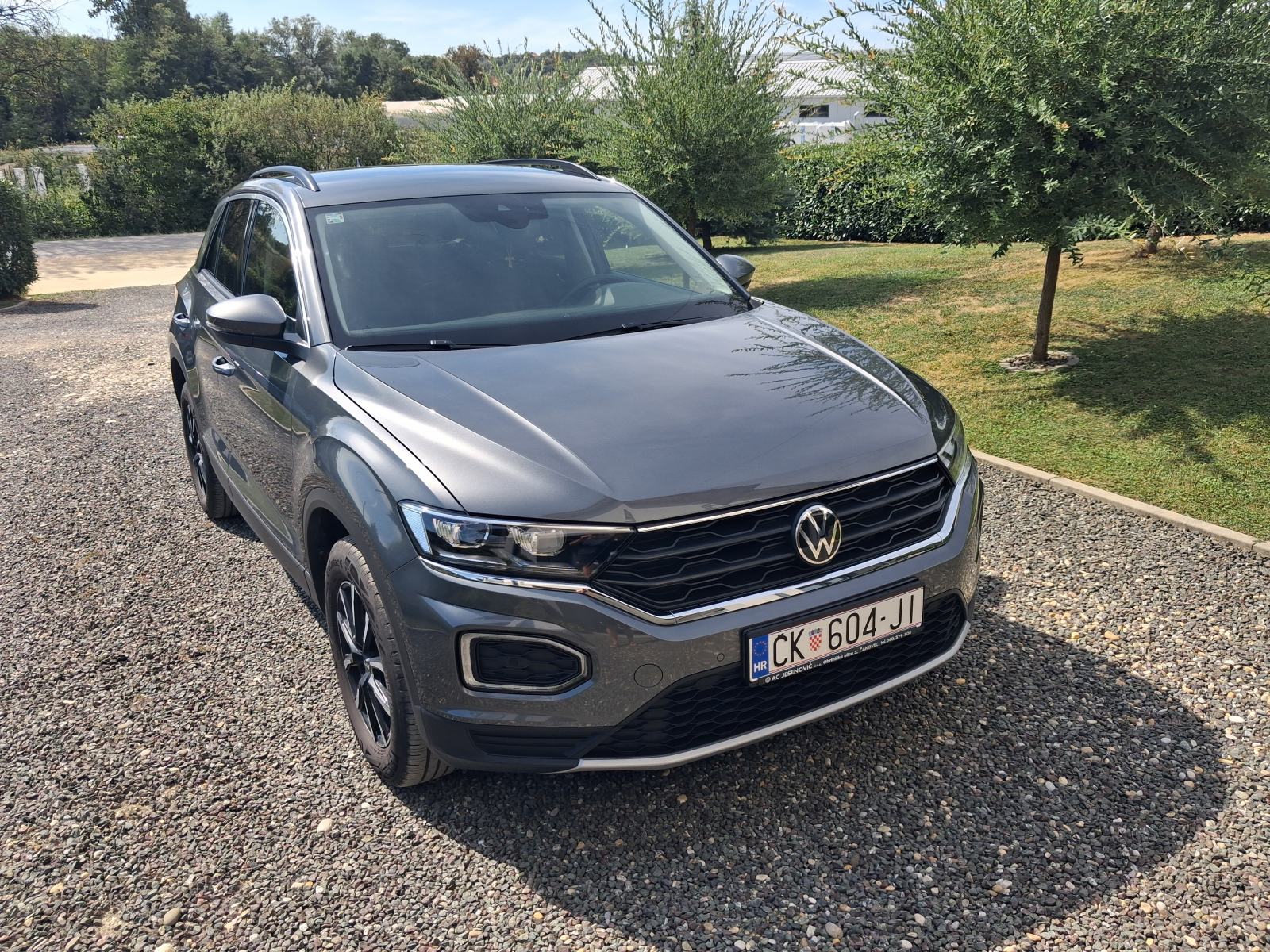 VW T-Roc 1,0 TSI, fotografija 2