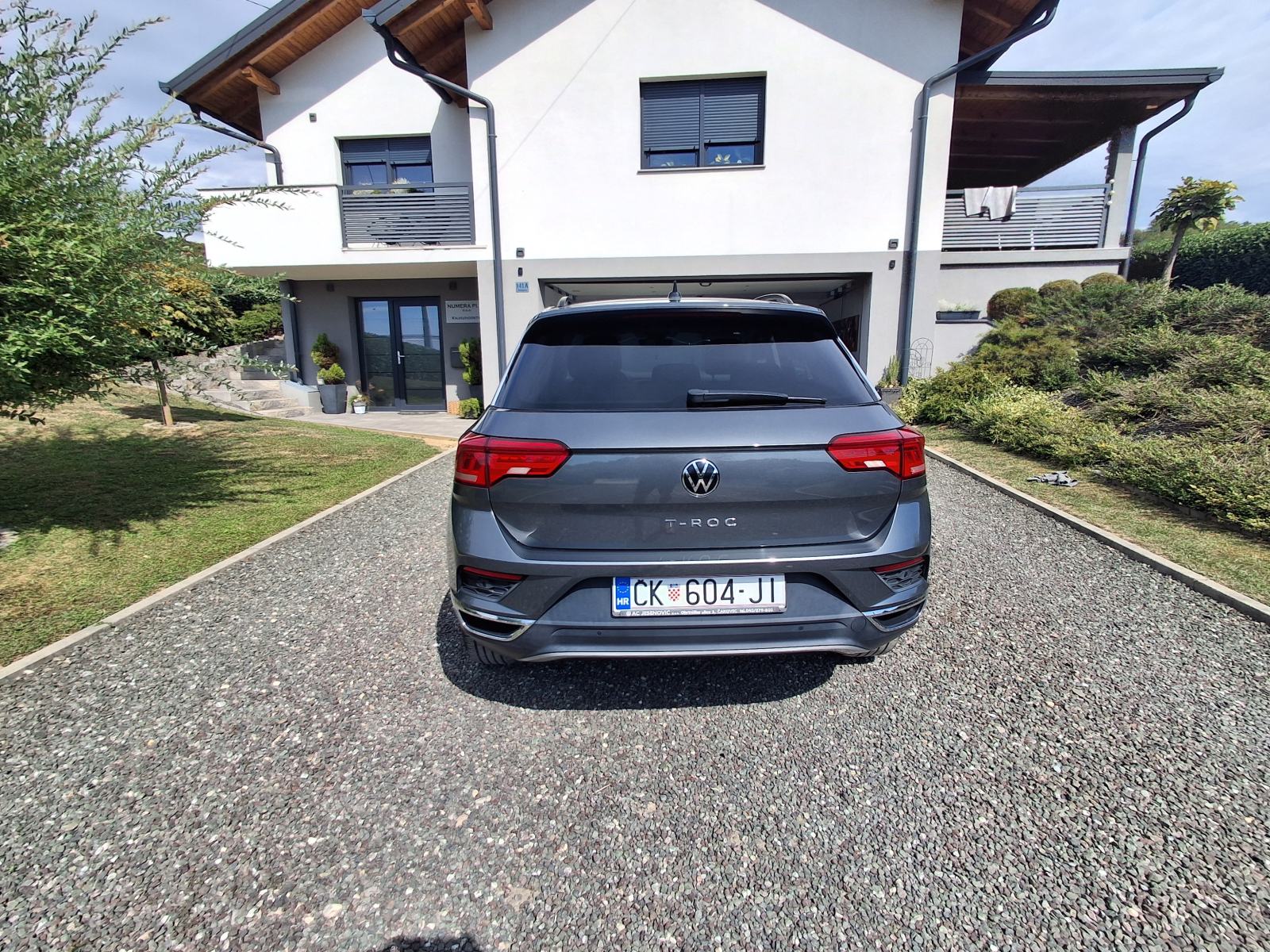 VW T-Roc 1,0 TSI, fotografija 3