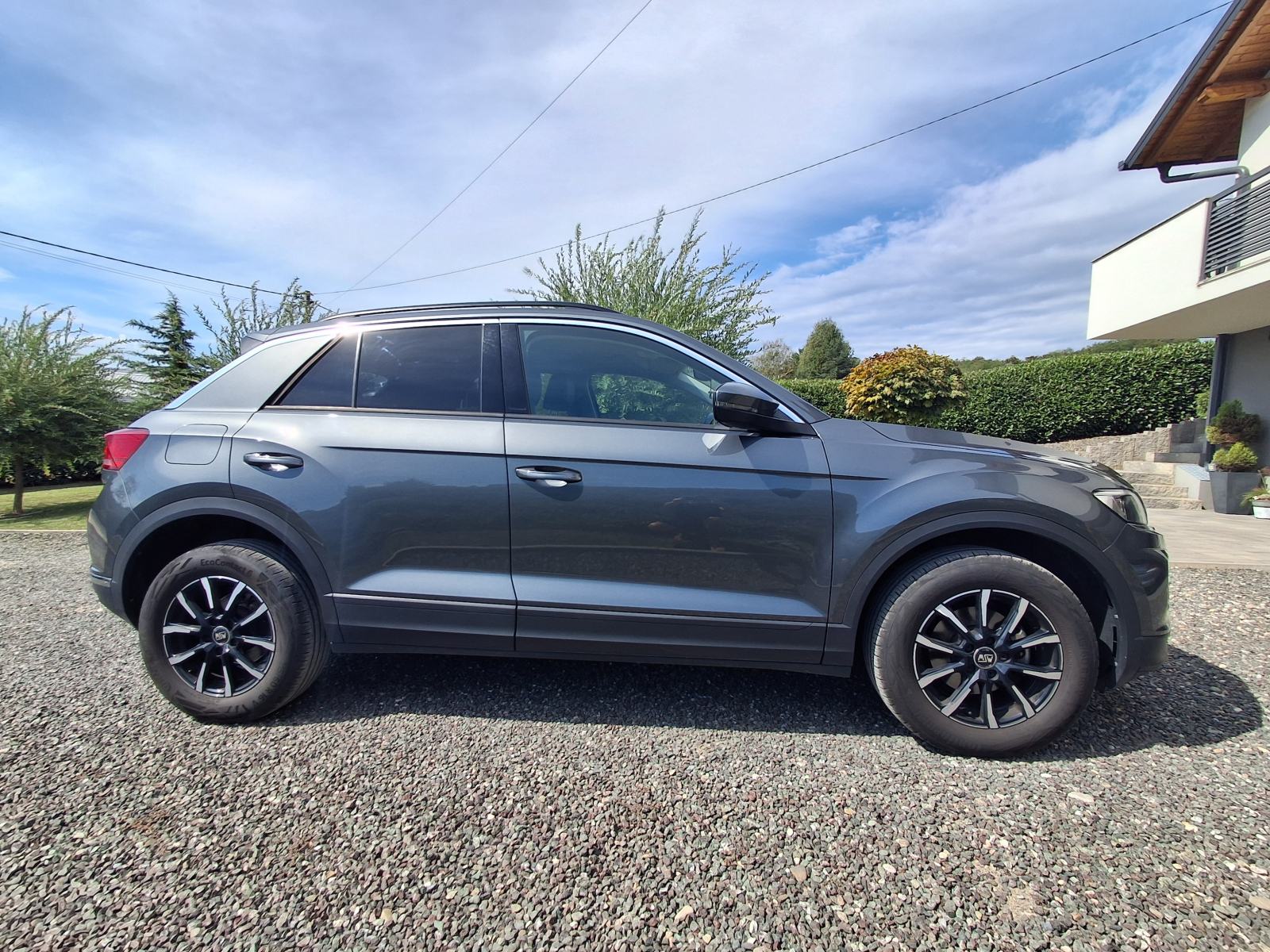 VW T-Roc 1,0 TSI, fotografija 5