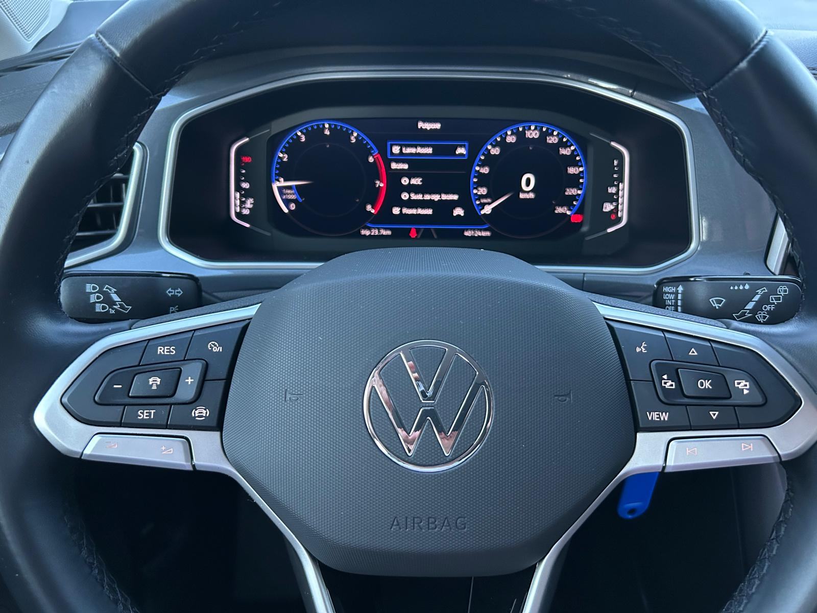 VW T-Roc 1,0 TSI STYLE HIGH LED,NAV,KUKA,KAMERA,VIRT.KOKP.,7.454,33€*3, fotografija 12
