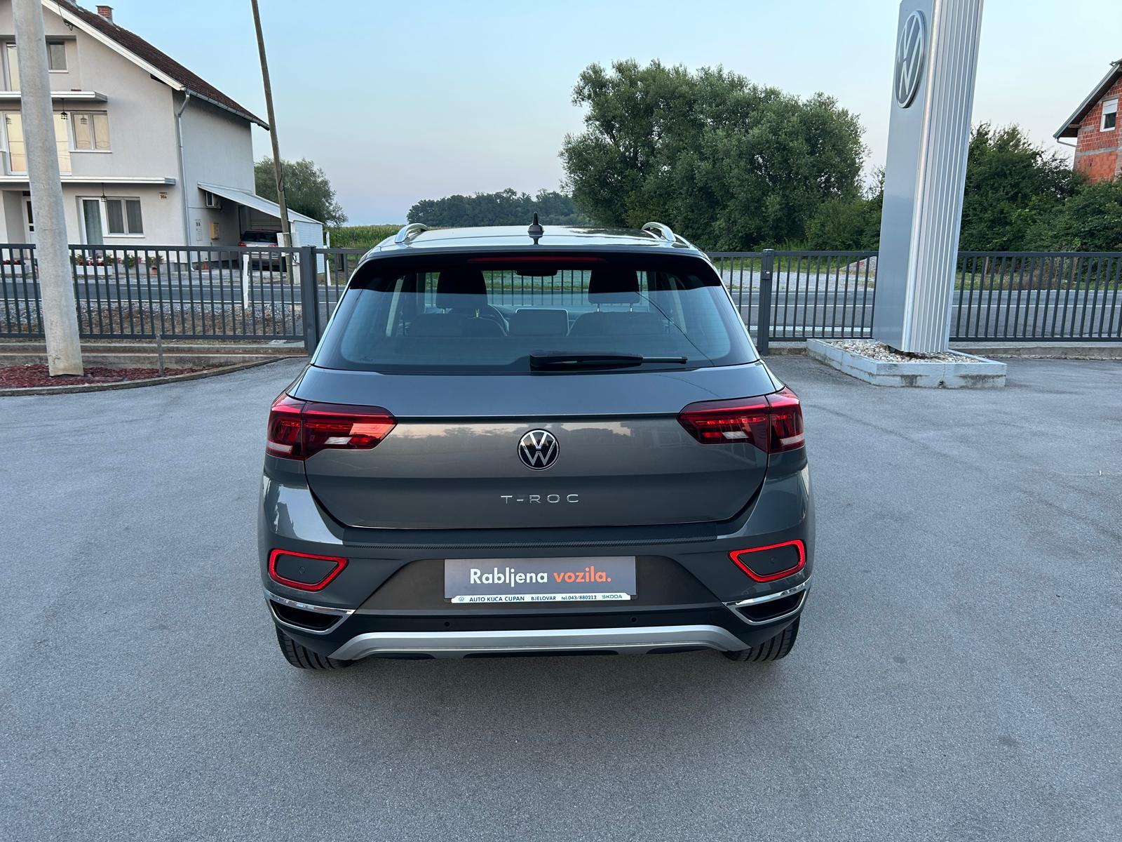 VW T-Roc 1,0 TSI STYLE HIGH LED,NAV,KUKA,KAMERA,VIRT.KOKP.,7.454,33€*3, fotografija 4