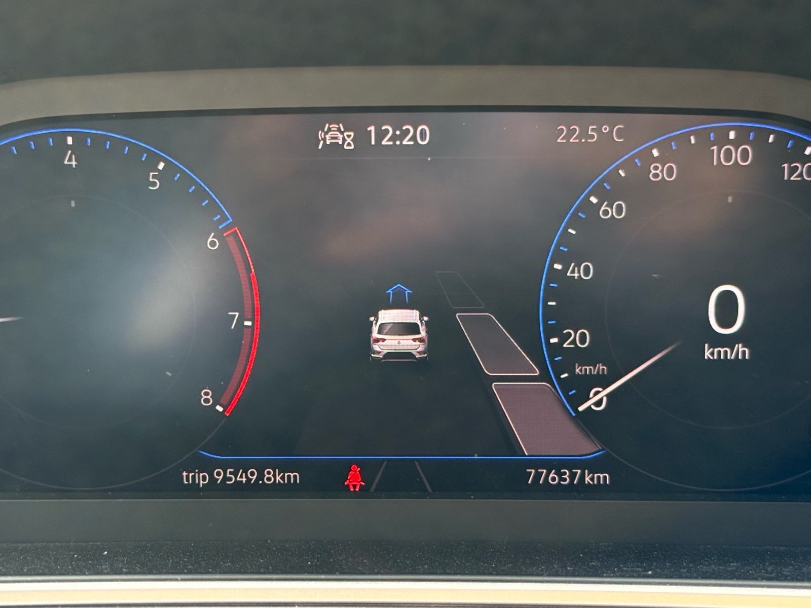 VW T-Roc 1,0 TSI Style, HR auto, bogata oprema, jamstvo!, fotografija 7