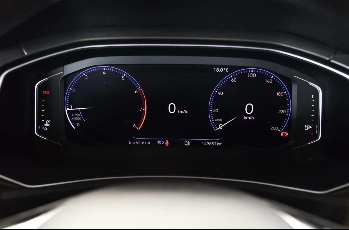 VW T-Roc 1,0 TSI ⭐️VIRTUAL⭐️MATRIX, fotografija 7