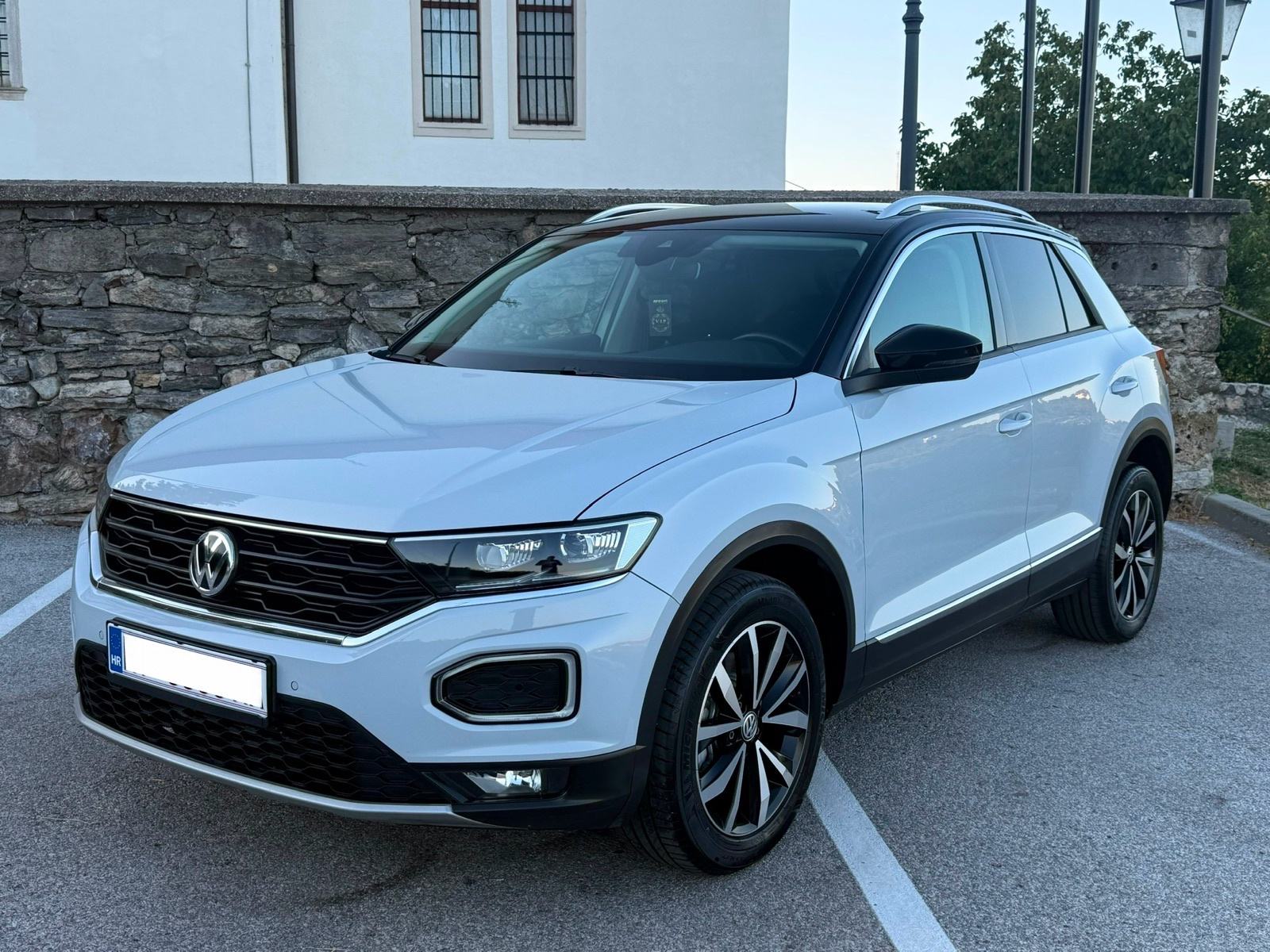 ••VW T-ROC 1.0TSI••SPORT PAKET,KAO NOVI••XENON/LED FAROVI,FULL OPREMA•, fotografija 2