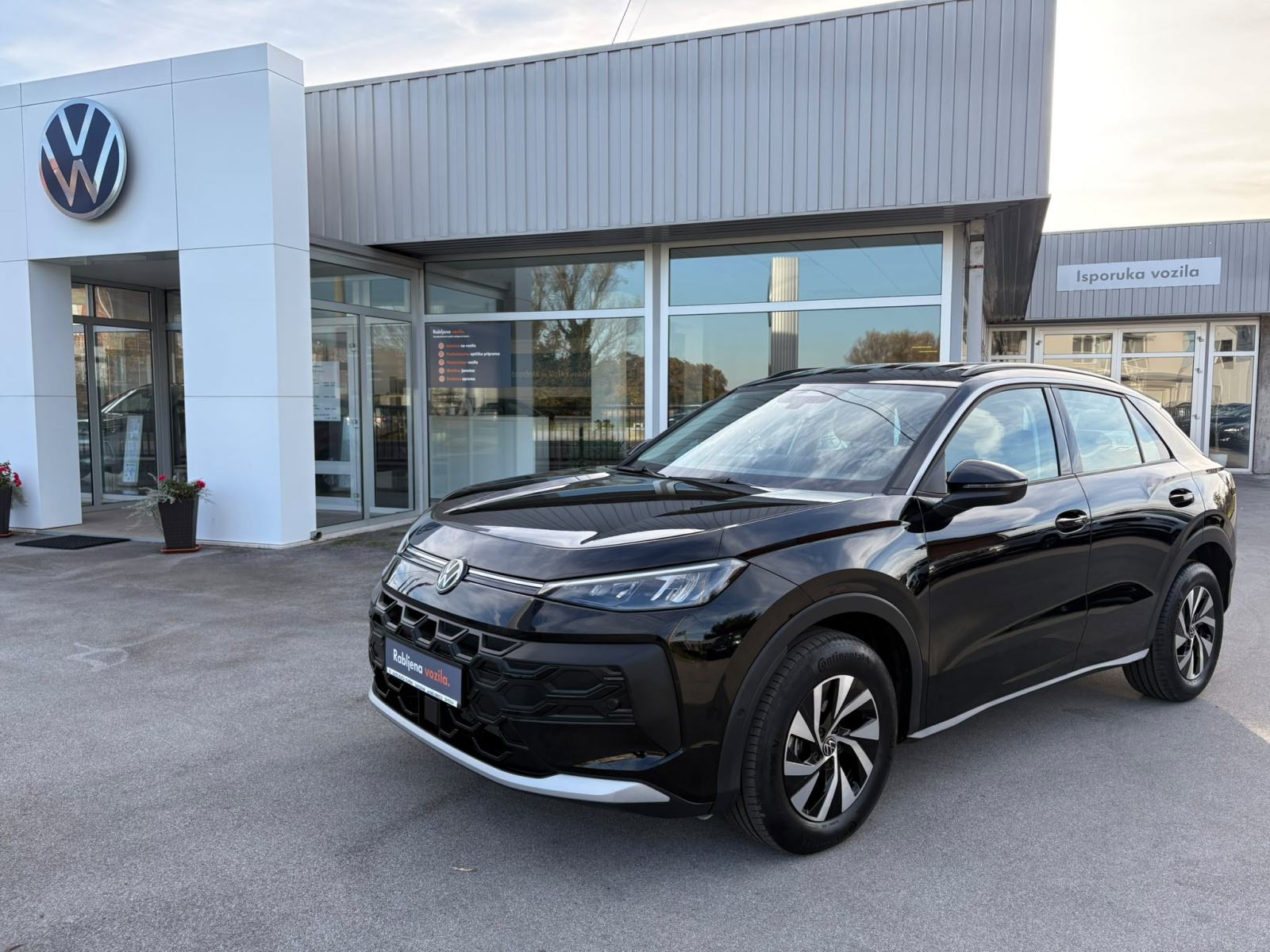 VW T-Roc 1,5 NF eTSI DSG LIFE LED,KAMERA,6.GOD.TVORNIČKOG JAMSTVA