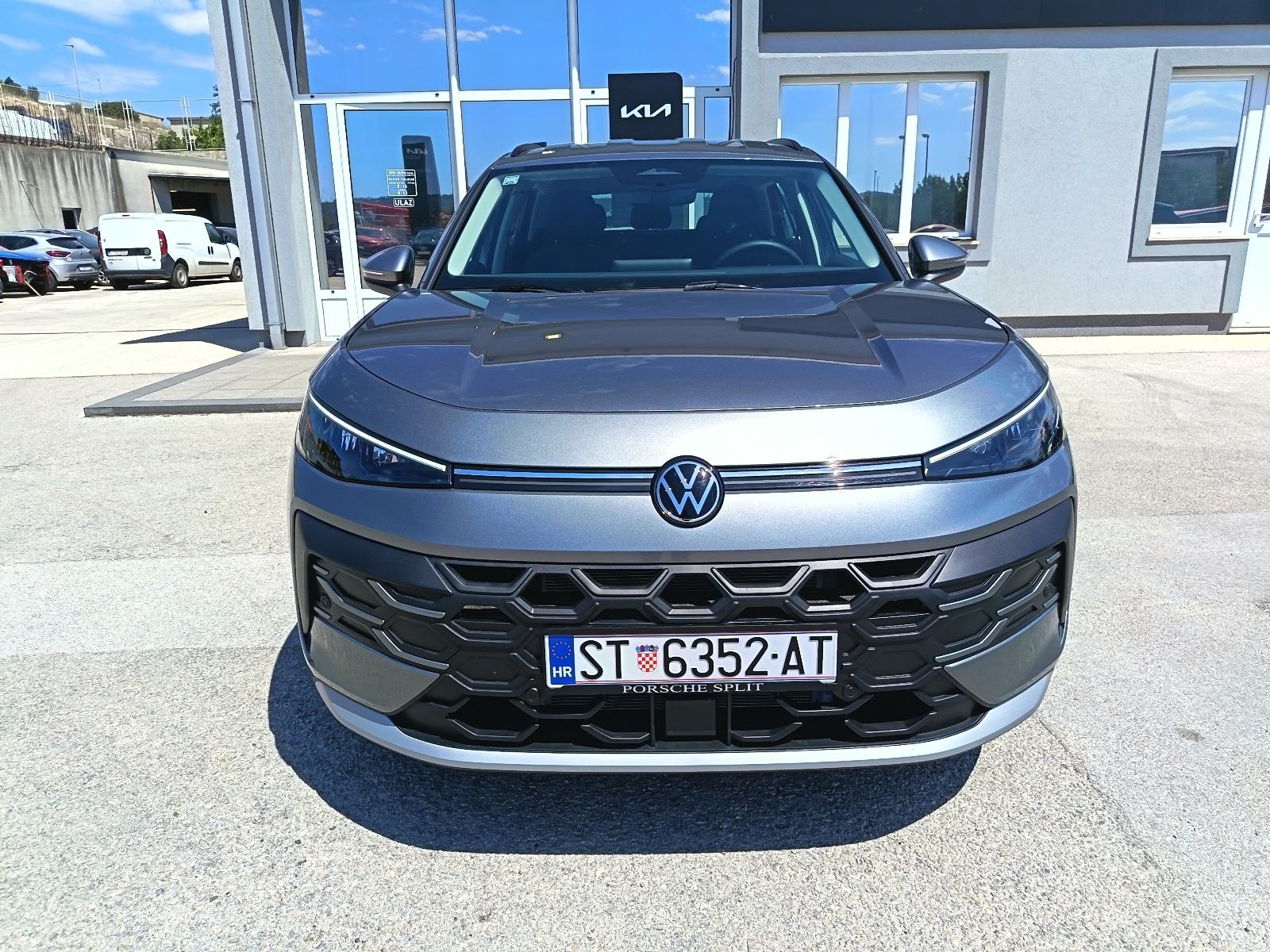 VW T-Roc 1.5 ETSI DSG TREND MHEV, TVORNIČKO JAMSTVO dostupan 15.10.26!, pogled izvana - slika 2