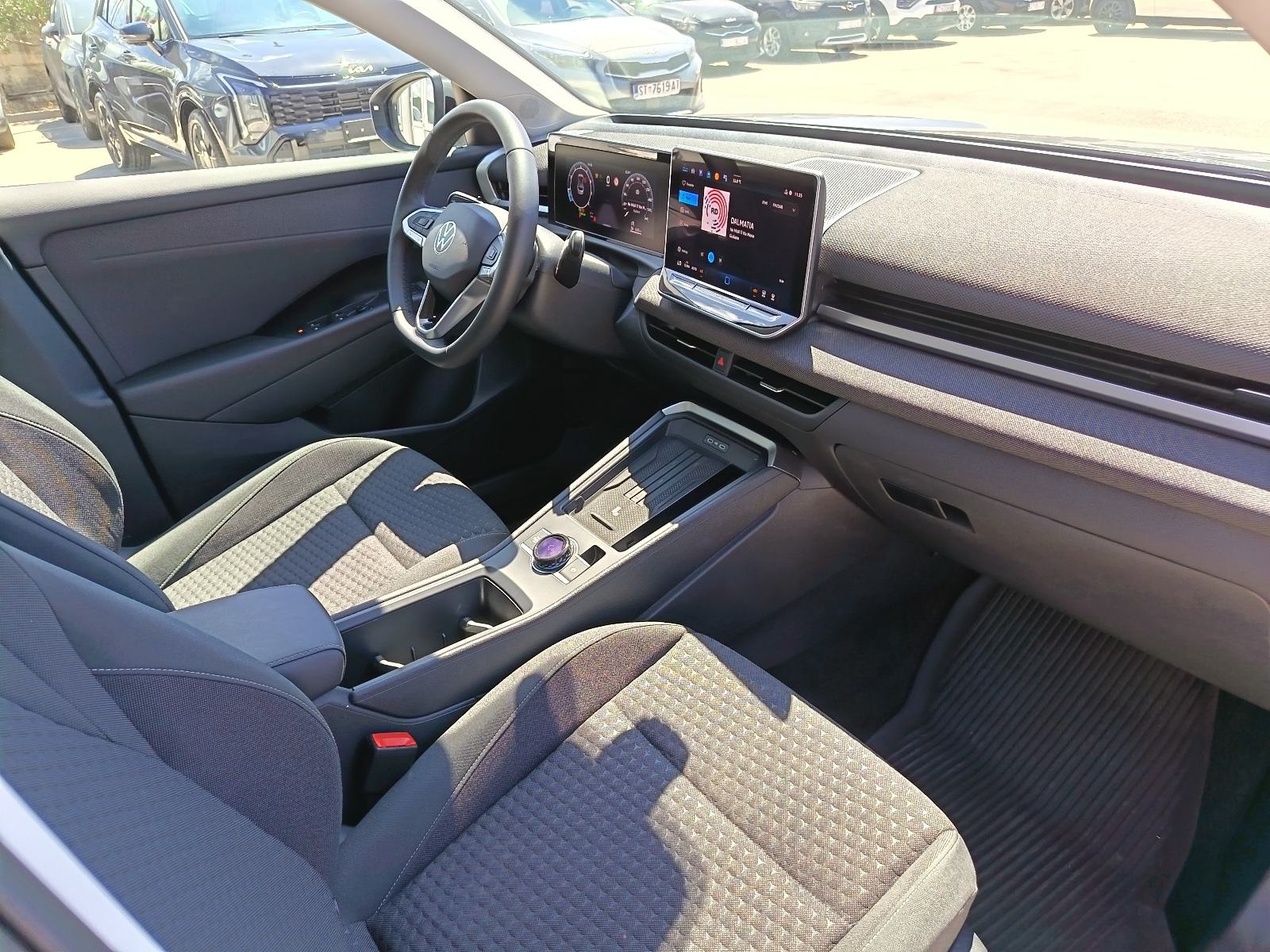 VW T-Roc 1.5 ETSI DSG TREND MHEV, TVORNIČKO JAMSTVO dostupan 15.10.26!, fotografija 9