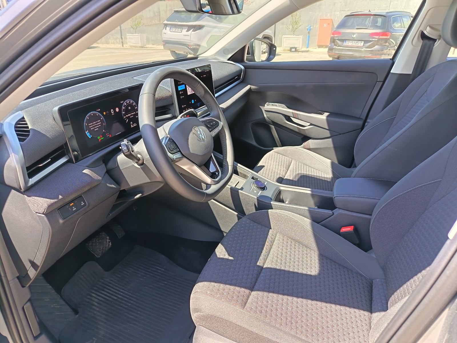 VW T-Roc 1.5 ETSI DSG TREND MHEV, TVORNIČKO JAMSTVO dostupan 15.10.26!, fotografija 13