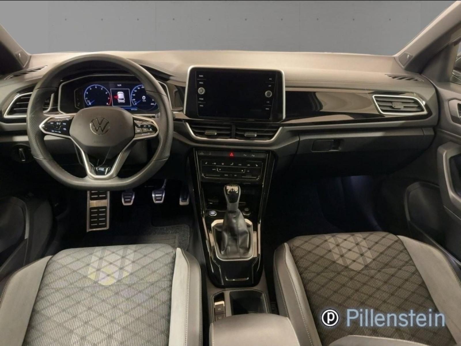 VW T-Roc 1,5 TSI 82TKM,SERV.,NAVI,LED,ALU.,PDC,KAM.,VIRT.,BEATS,R LINE, fotografija 7