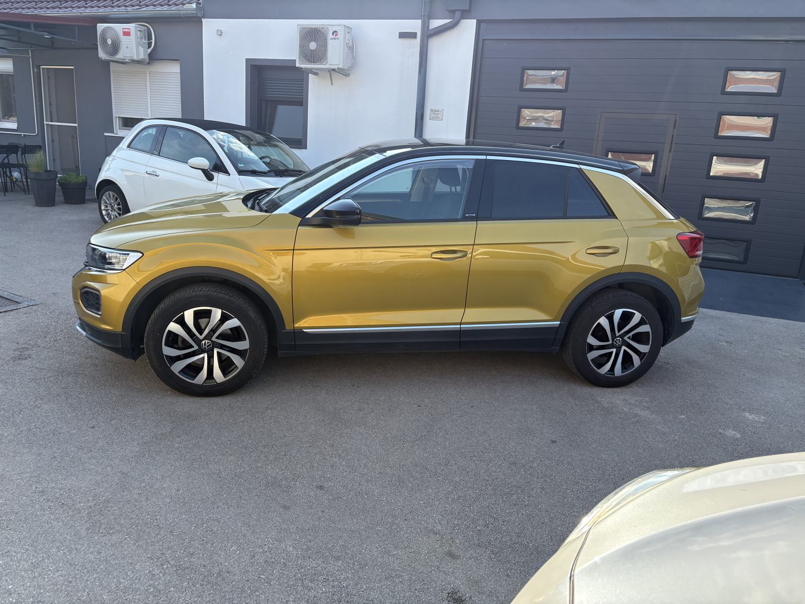 VW T-Roc 1,5 TSI ACTIVE AUTOMATIK, fotografija 7