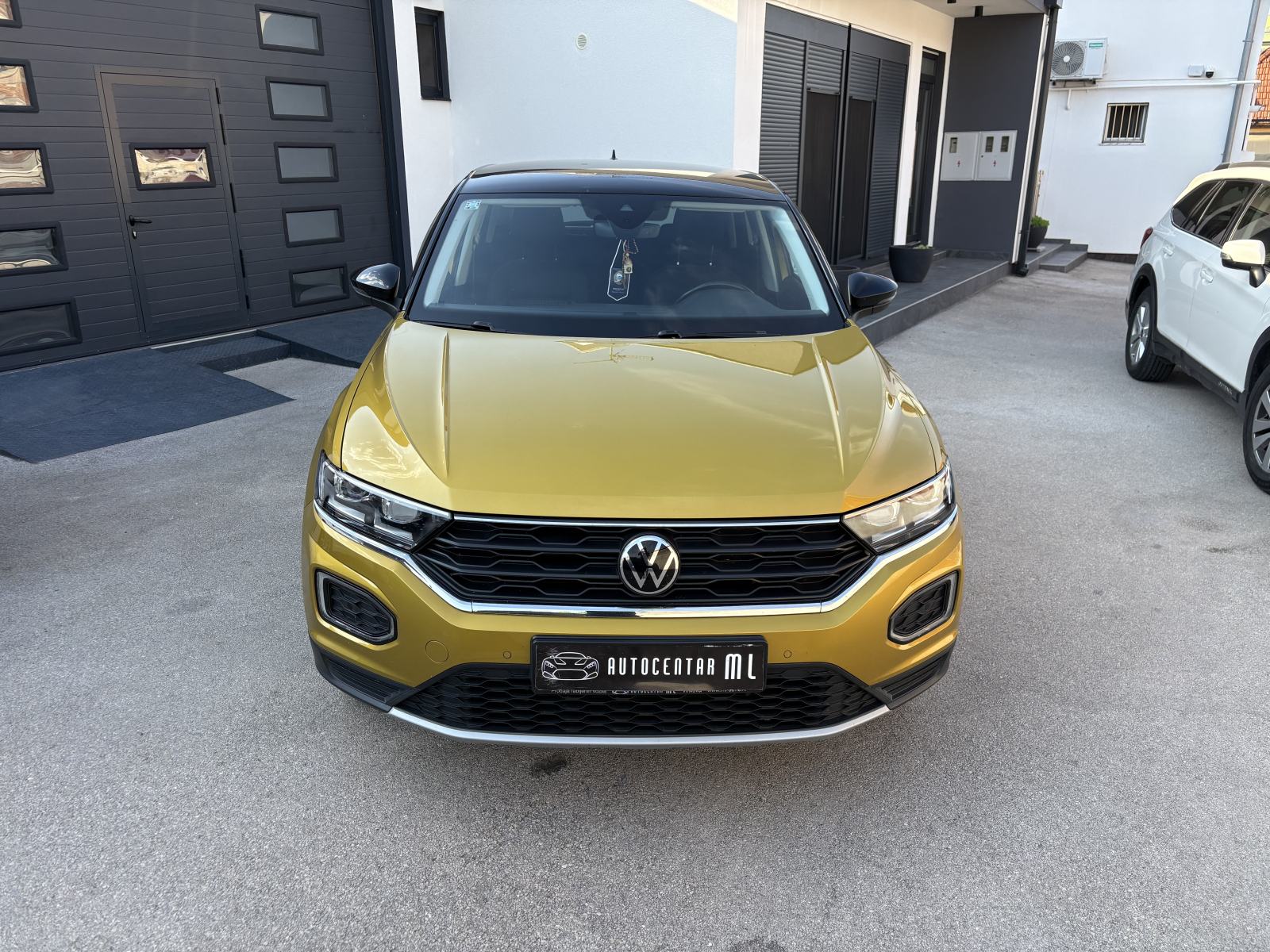 VW T-Roc 1,5 TSI ACTIVE AUTOMATIK, fotografija 2