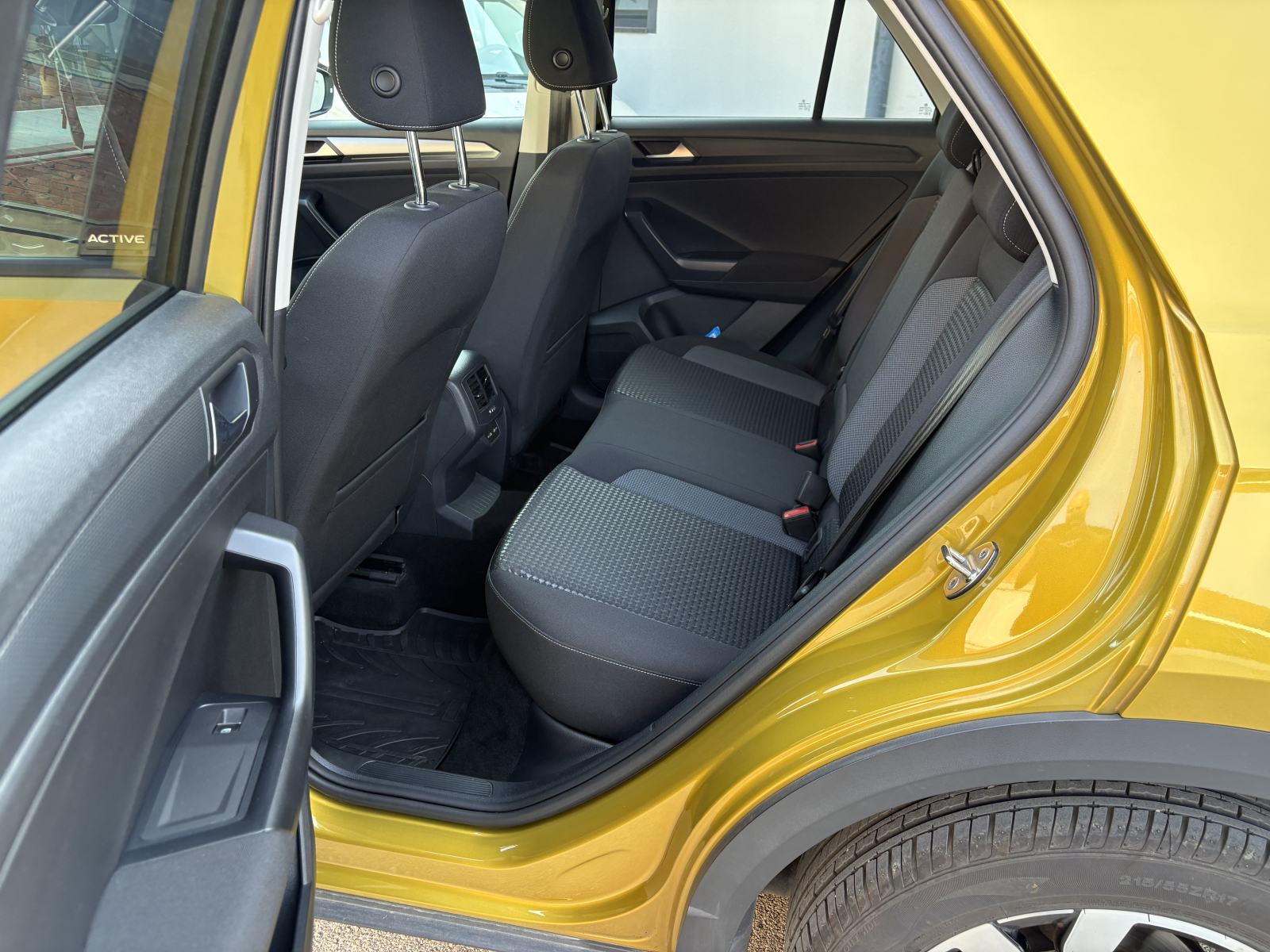 VW T-Roc 1,5 TSI ACTIVE AUTOMATIK, fotografija 13