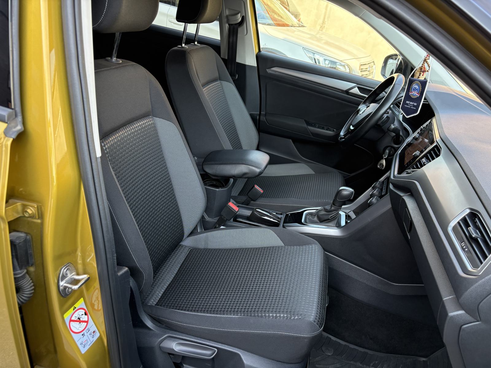 VW T-Roc 1,5 TSI ACTIVE AUTOMATIK, fotografija 15