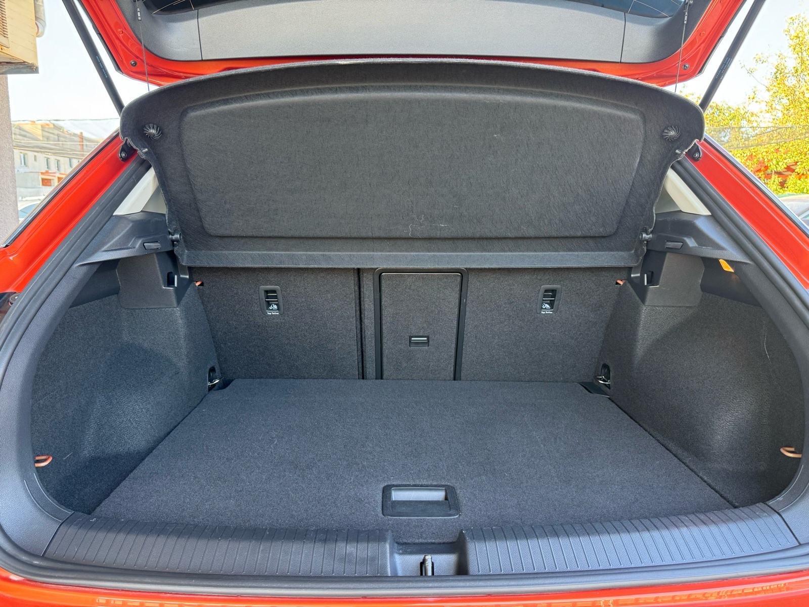 VW T-Roc 1,5 TSI DSG / IQ DRIVE / FULL LED / NAVI / AMBIENT / ACC /, fotografija 18