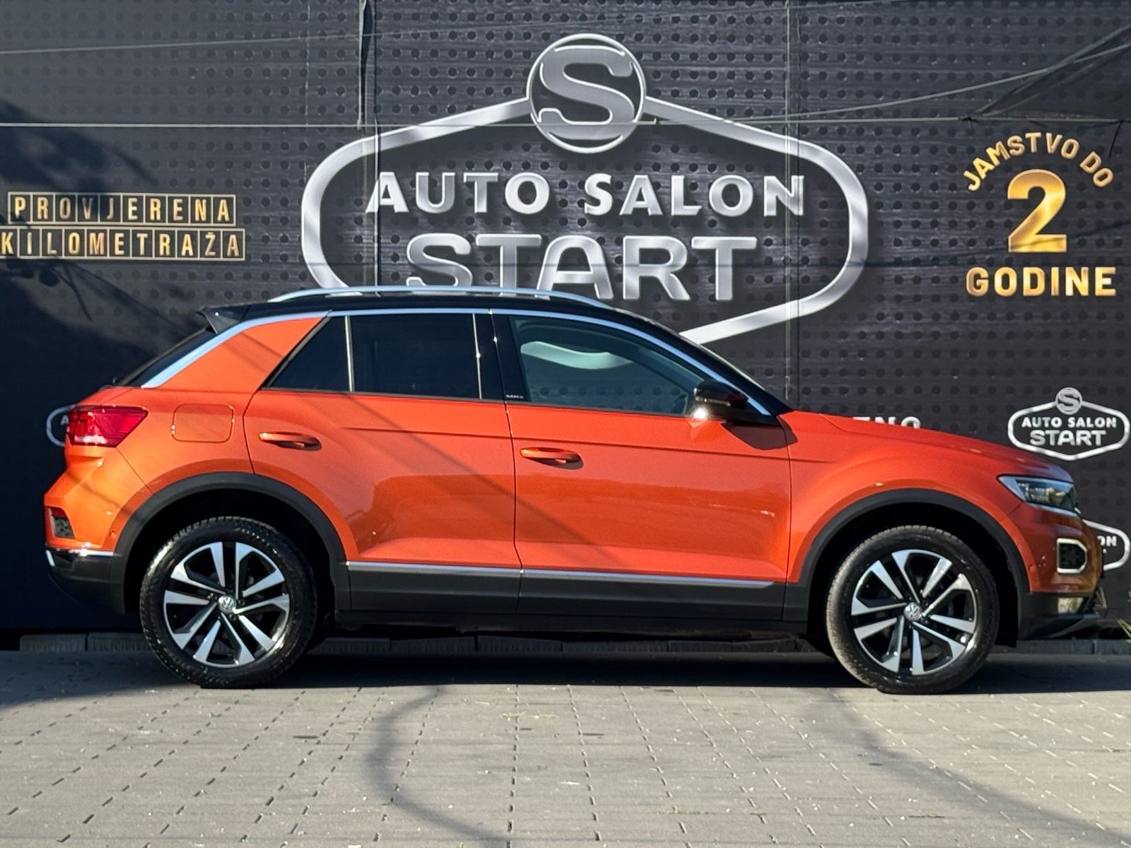 VW T-Roc 1,5 TSI DSG / IQ DRIVE / FULL LED / NAVI / AMBIENT / ACC /, fotografija 19