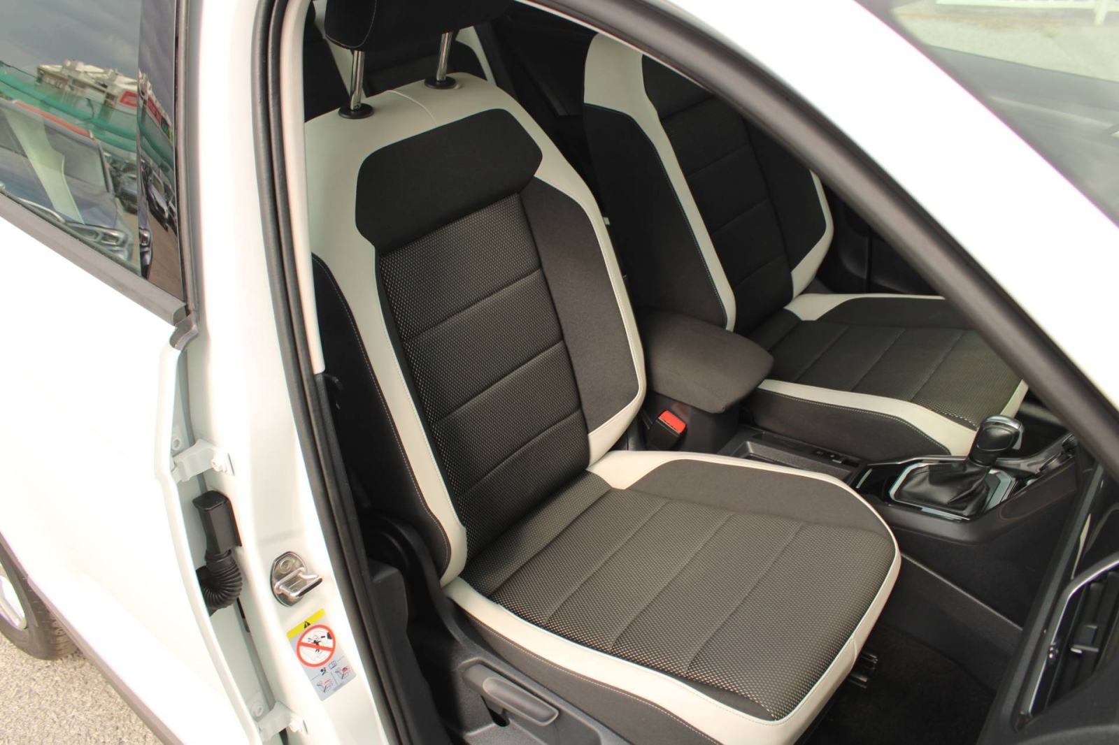 VW T-Roc 1.5 TSi DSG *LED,NAVIGACIJA,KAMERA*, fotografija 11