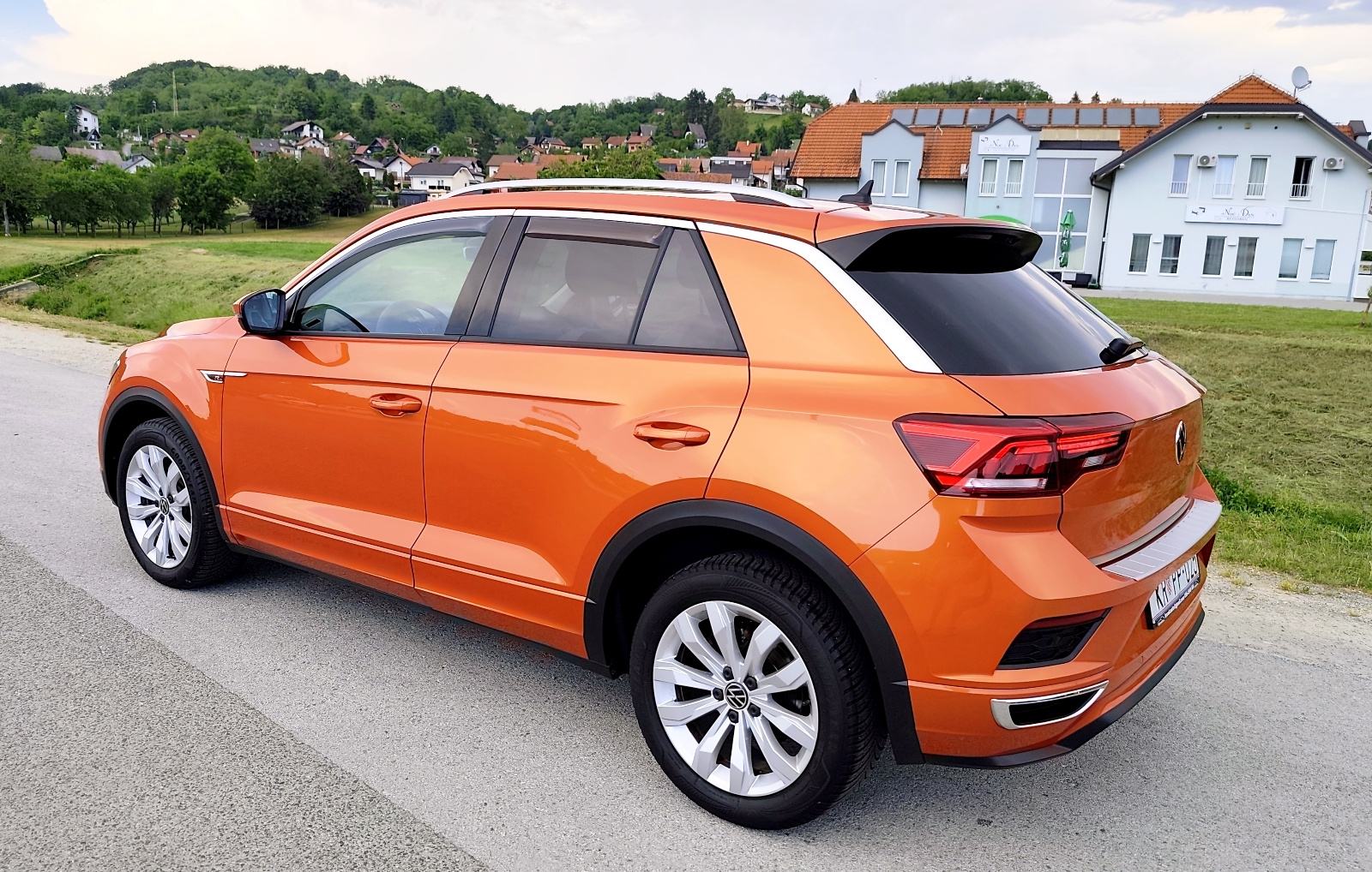 VW T-Roc 1,5 TSI-150 KS,DSG,R-LINE,+EL.PANORAMA,FULL, fotografija 6