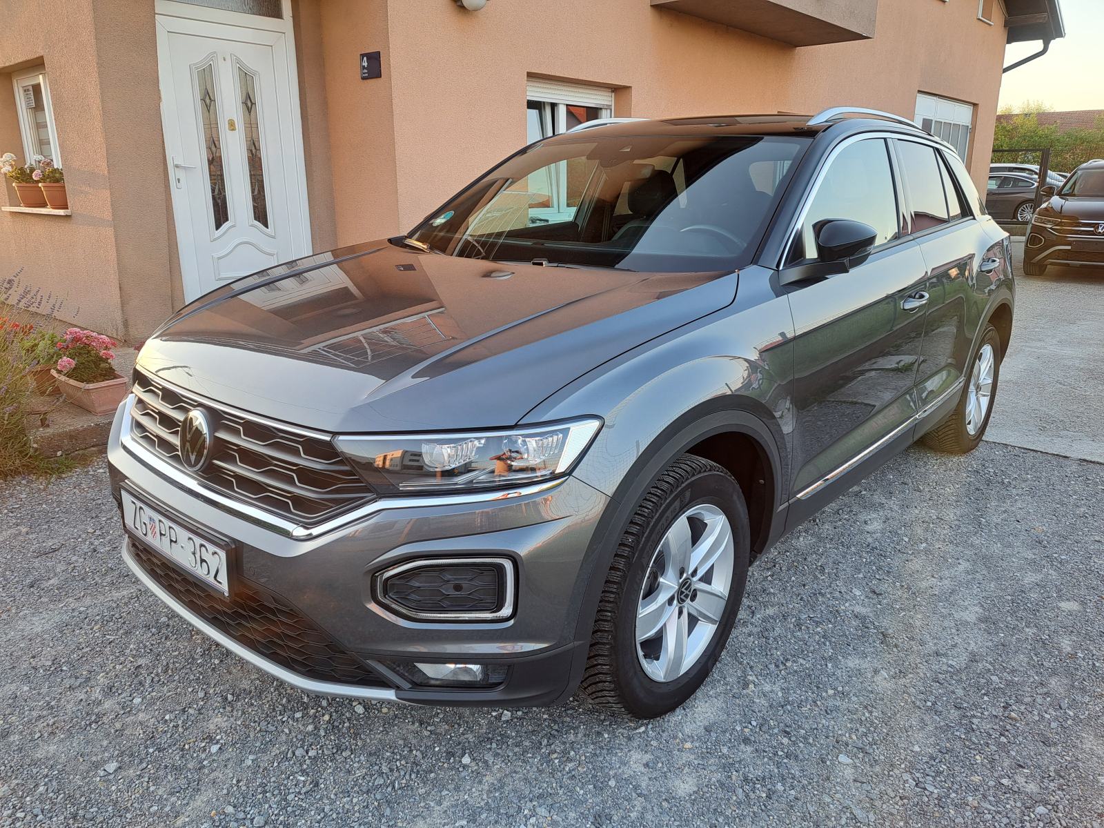 VW T-ROC 1.5*TSI*DSG*SPORT*MATRIX*VIRTUAL*NAVIGACIJA*KAMERA*, fotografija 2