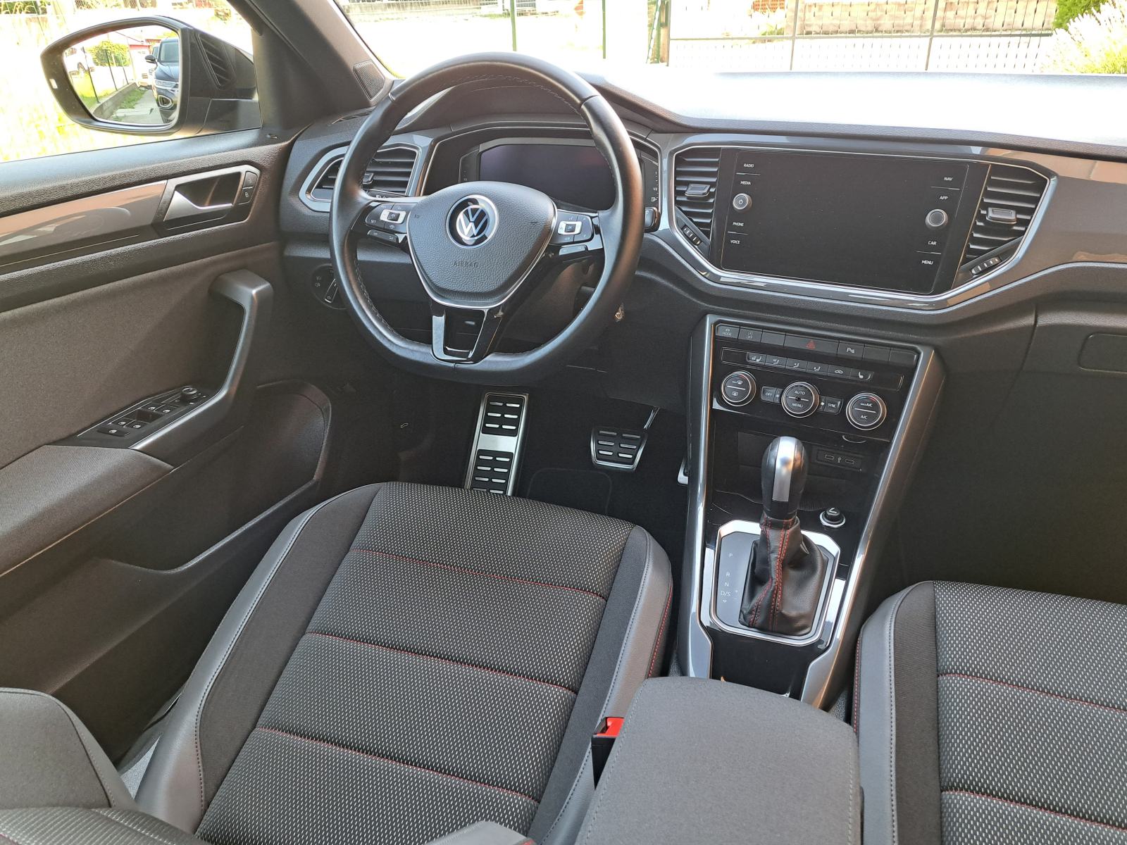 VW T-ROC 1.5*TSI*DSG*SPORT*MATRIX*VIRTUAL*NAVIGACIJA*KAMERA*, fotografija 18