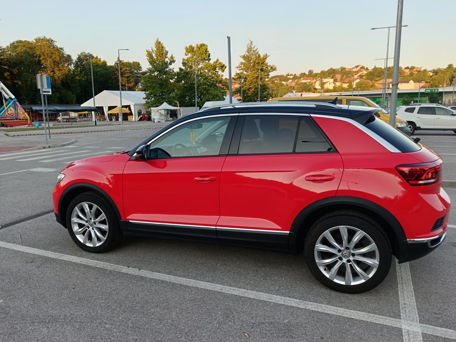 VW T-Roc 1,5 TSI NAVIGACIJA,KAMERA, fotografija 5