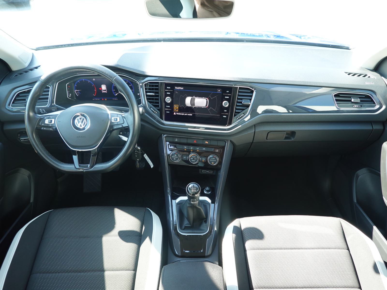 Volkswagen T-Roc 1.5 TSI BMT Sport+LED+VZV.KAMERA+VIRTUAL+ACC, fotografija 12