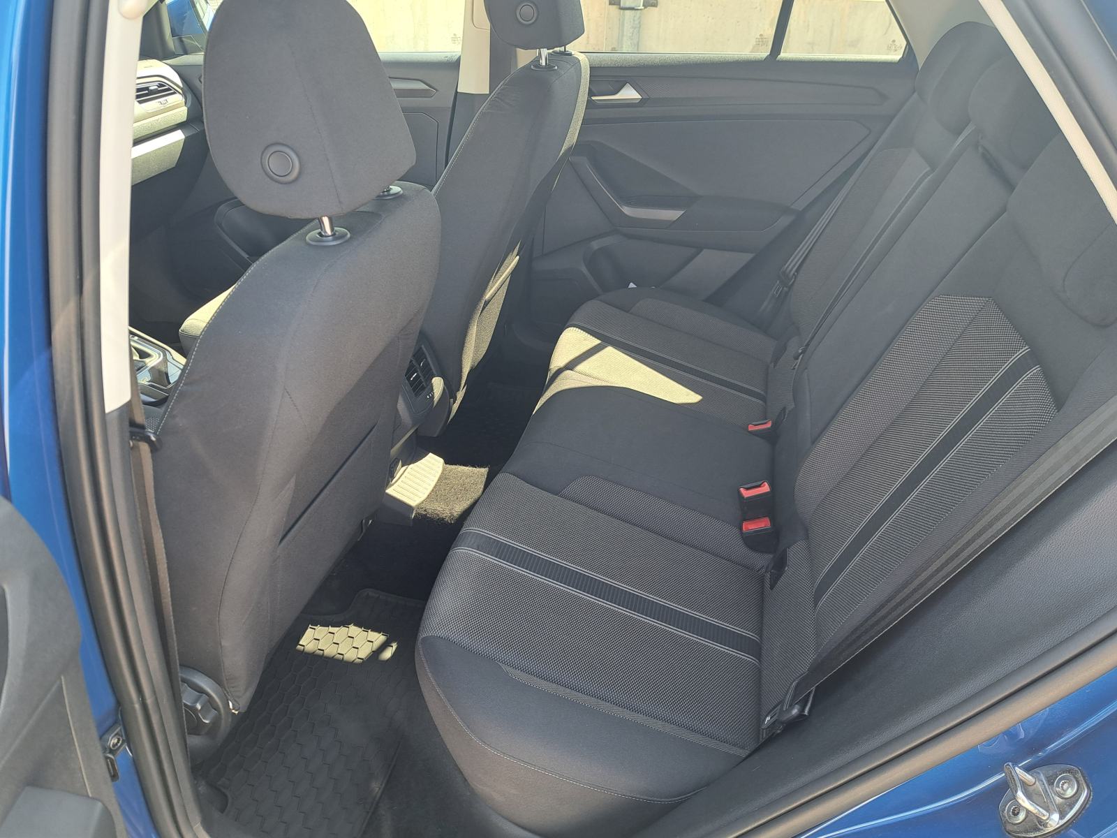 VW T-Roc 1.5 TSI DSG | HR auto | 80.000 km | Reg. 12/2026 | Kamera, fotografija 16