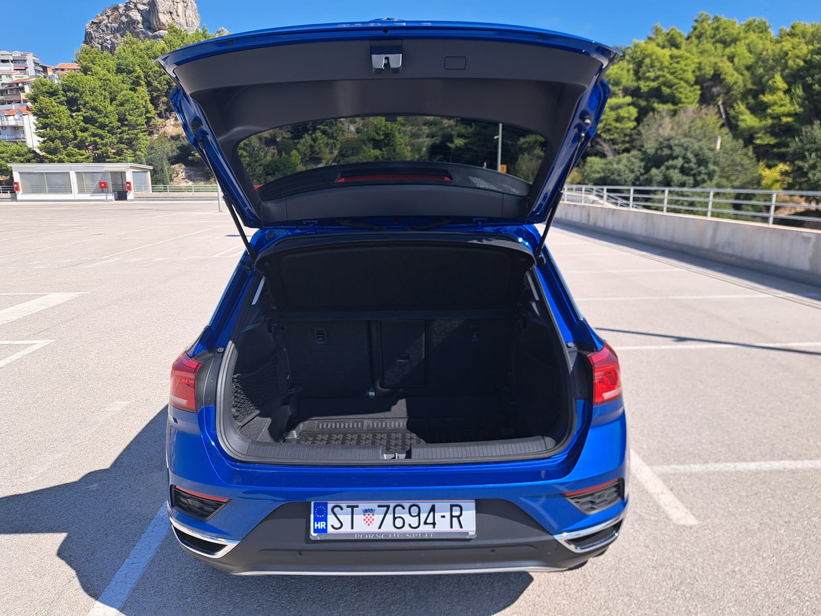 VW T-Roc 1.5 TSI DSG | HR auto | 80.000 km | Reg. 12/2026 | Kamera, fotografija 9