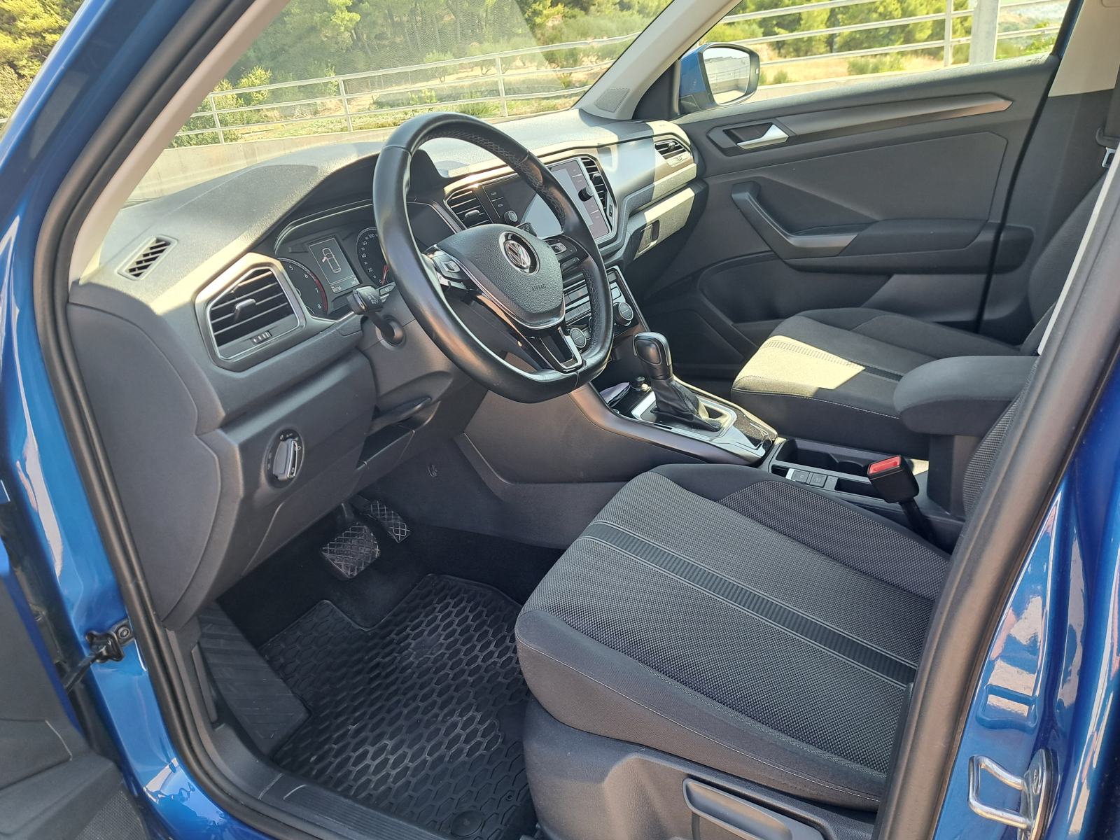 VW T-Roc 1.5 TSI DSG | HR auto | 80.000 km | Reg. 12/2026 | Kamera, fotografija 11