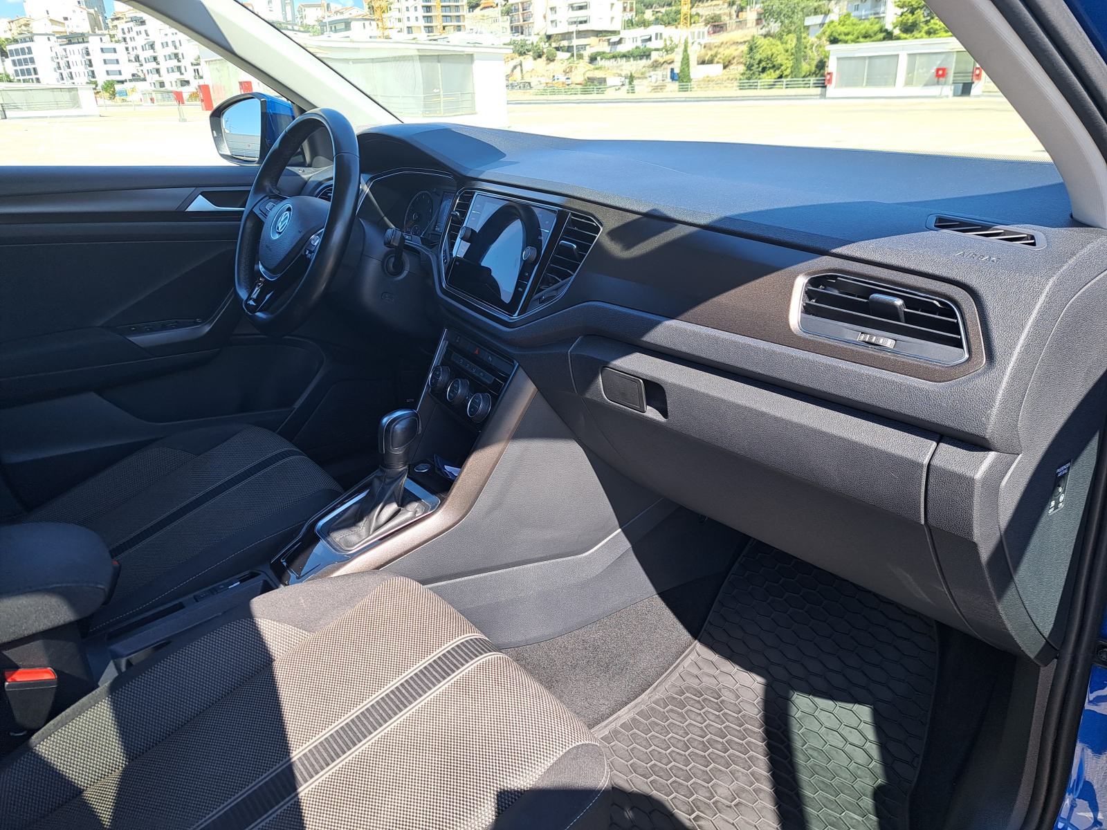 VW T-Roc 1.5 TSI DSG | HR auto | 80.000 km | Reg. 12/2026 | Kamera, fotografija 14
