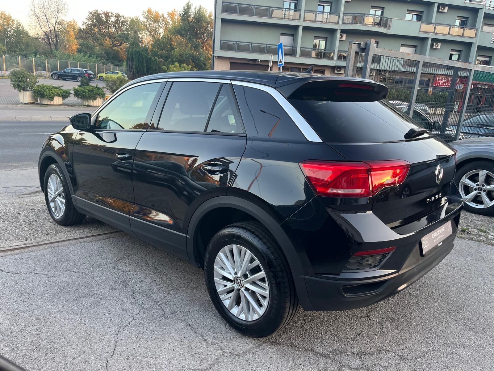 VW T-Roc 1.6 TDI 115 KS NAVI 1VL Nije uvoz Jamstvo 1G 51000 KM!, fotografija 4