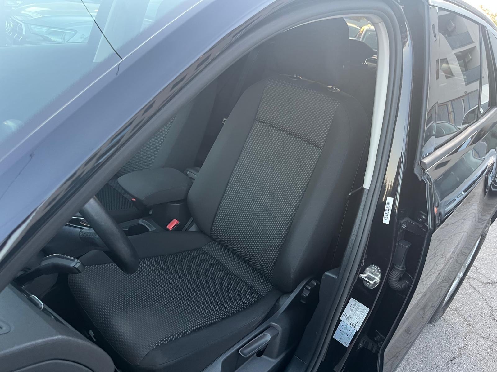 VW T-Roc 1.6 TDI 115 KS NAVI 1VL Nije uvoz Jamstvo 1G 51000 KM!, fotografija 11
