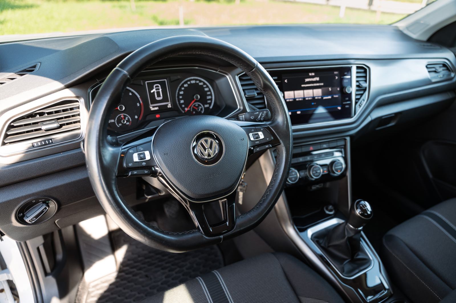 VW T-Roc 1,6 TDI, 115 KS, fotografija 13