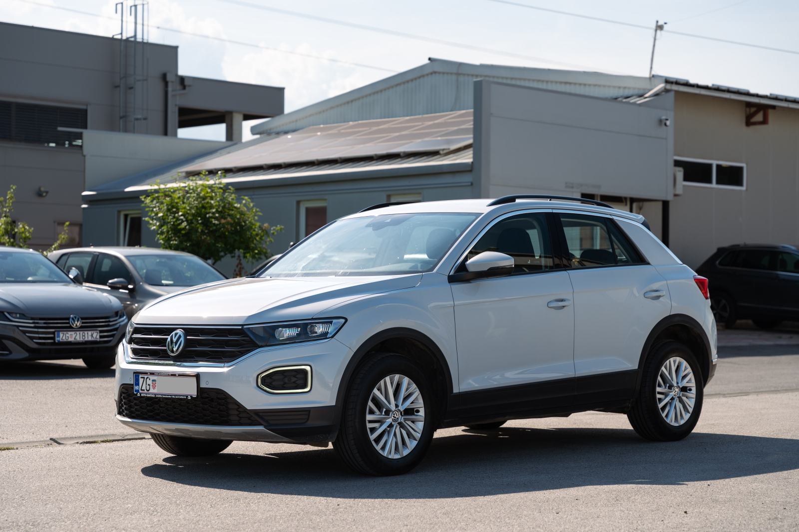 VW T-Roc 1,6 TDI, 115 KS, fotografija 3