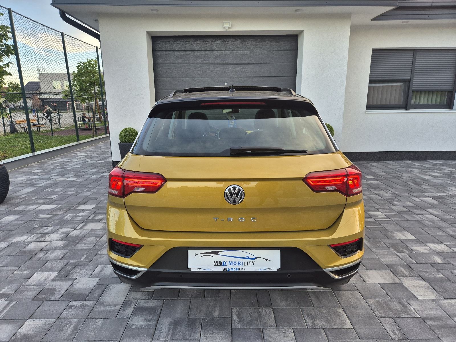 VW T-Roc 1,6 TDI DESIGN PANORAMA MATRIX VIRTUAL **GARANCIJA**, fotografija 6