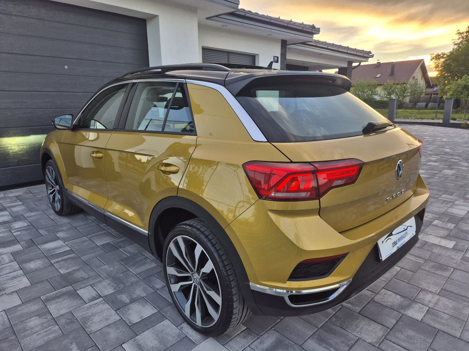 VW T-Roc 1,6 TDI DESIGN PANORAMA MATRIX VIRTUAL **GARANCIJA**, fotografija 7