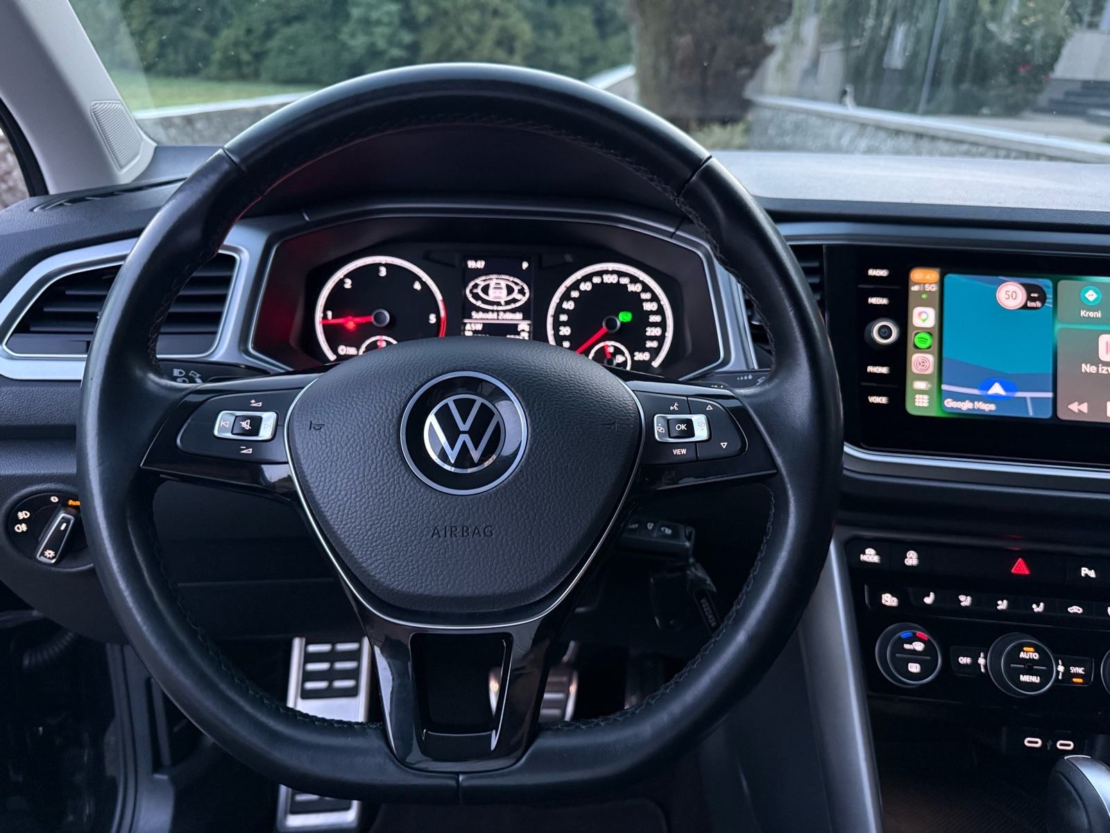 VW T-Roc 2.0 TDI DSG ACTIVE, LED, NAVI, 150KS, ACC, SERVISNA, fotografija 13