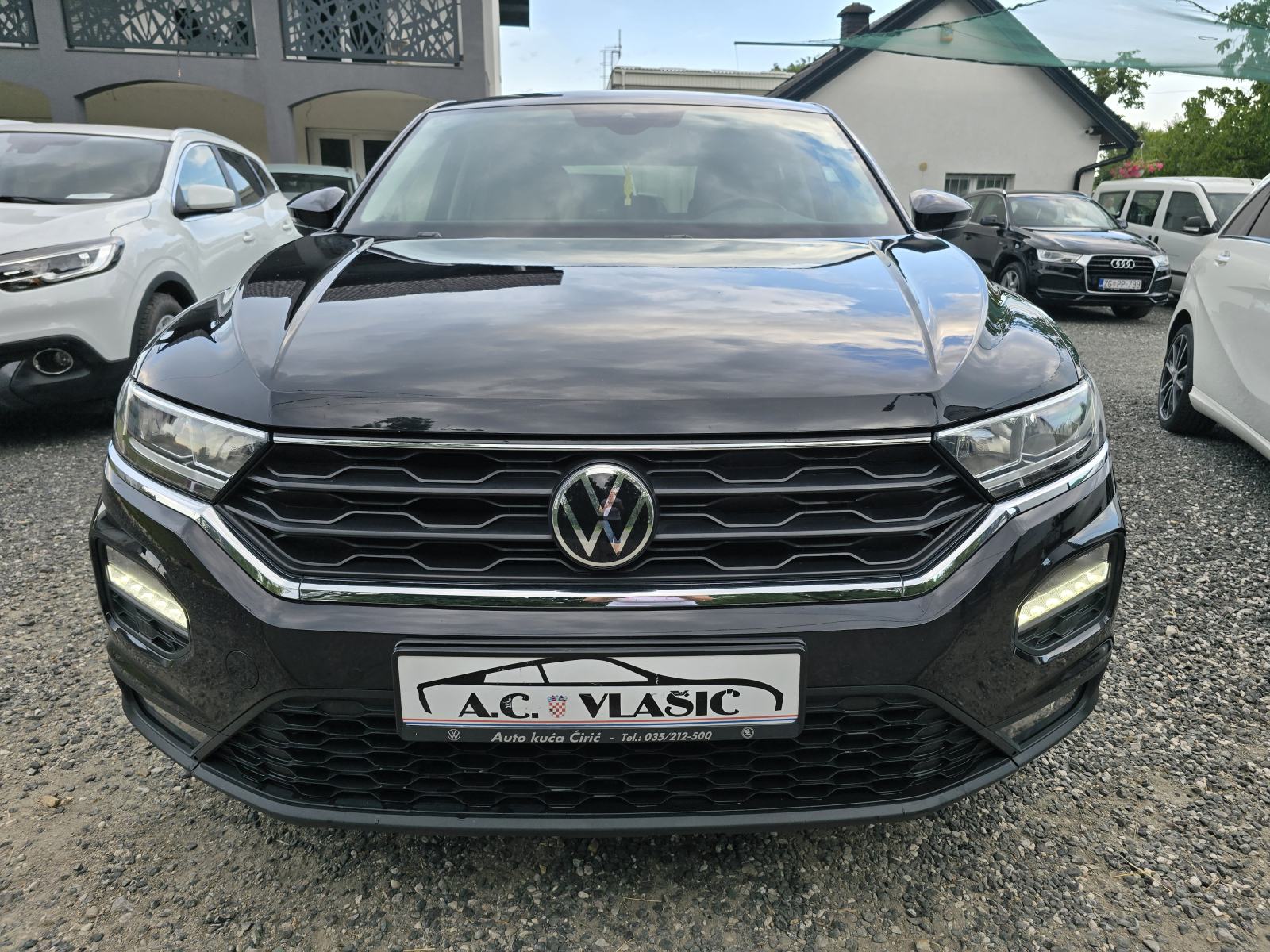 VW T-Roc 1.6 TDI- GRATIS PRIJENOS, PUNO OPREME, fotografija 2