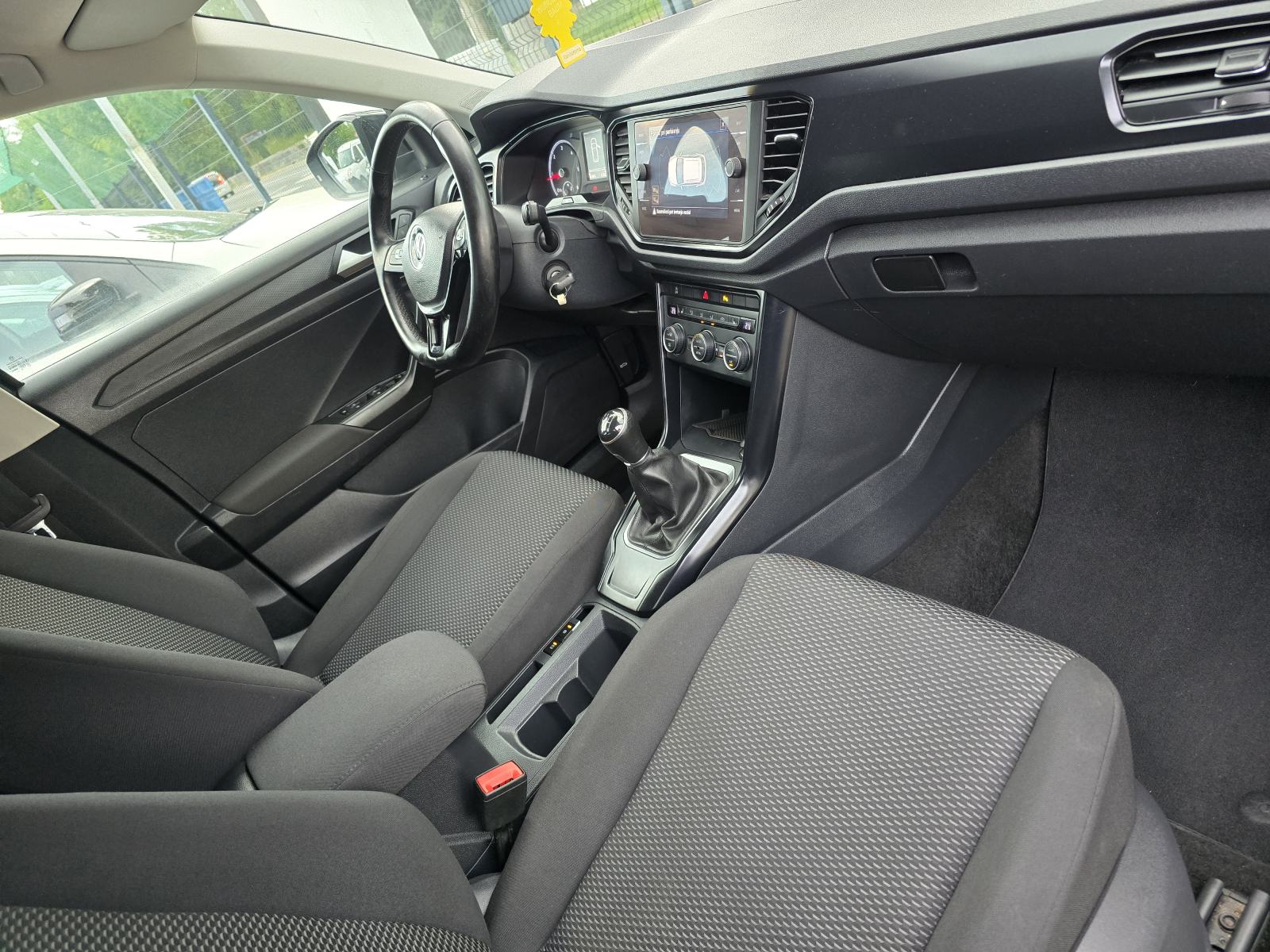 VW T-Roc 1.6 TDI- GRATIS PRIJENOS, PUNO OPREME, fotografija 12