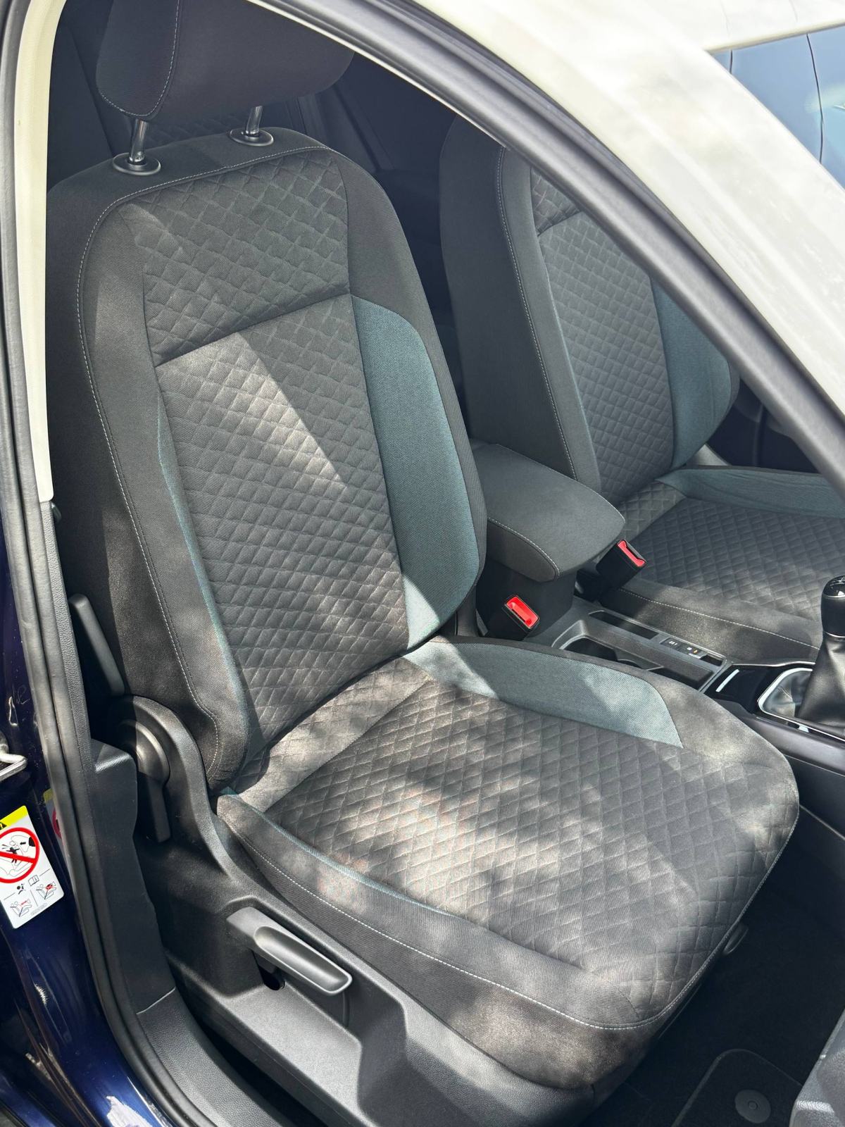 VW T-Roc 1,6 TDI IQ Drive *JAMSTVO*LED*ASISTENTI*, fotografija 20