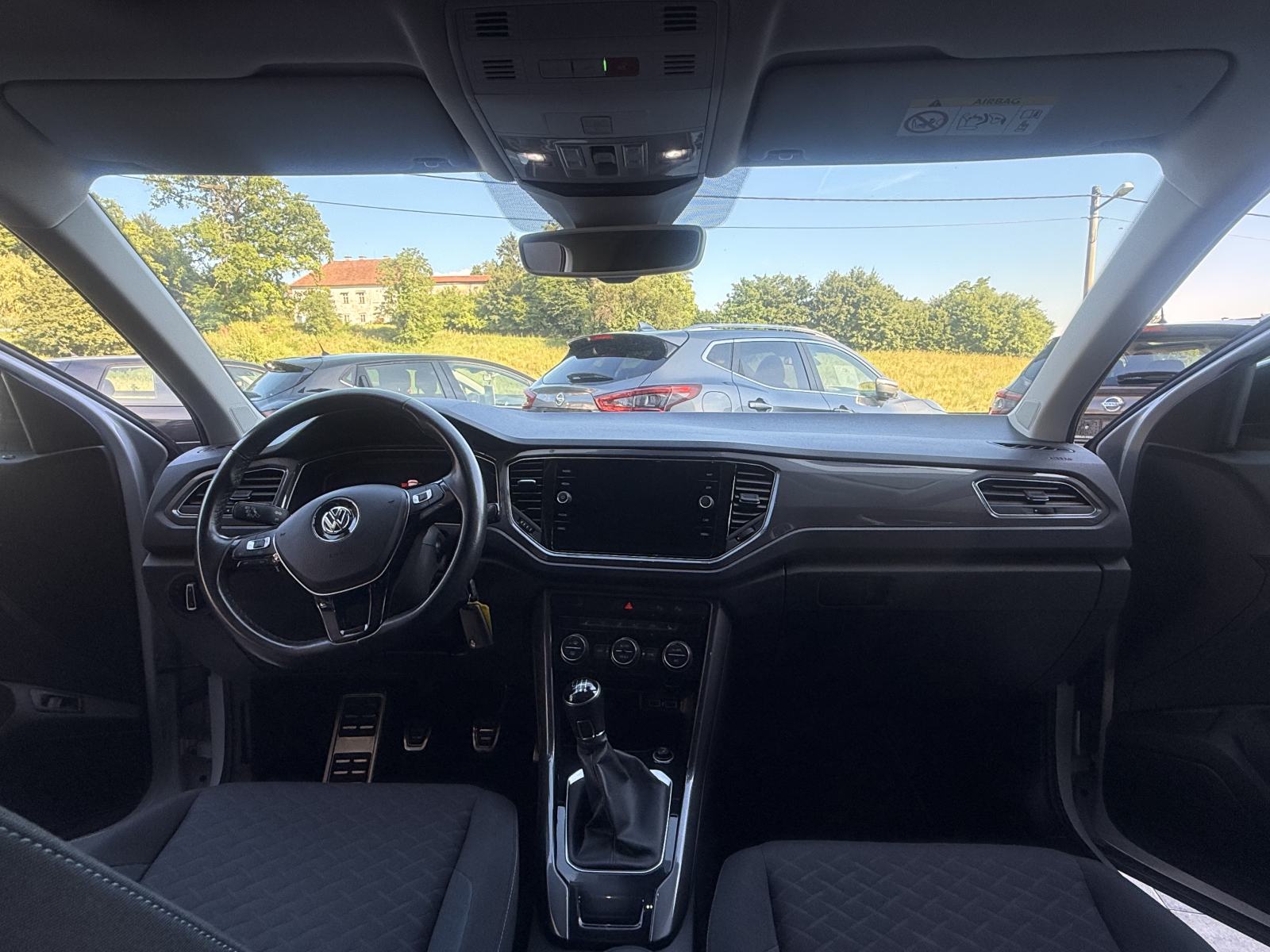 VW T-Roc 1,6 TDI⭐IQ drive⭐virtualni display⭐navigacija⭐panorama⭐TOP⭐, fotografija 7