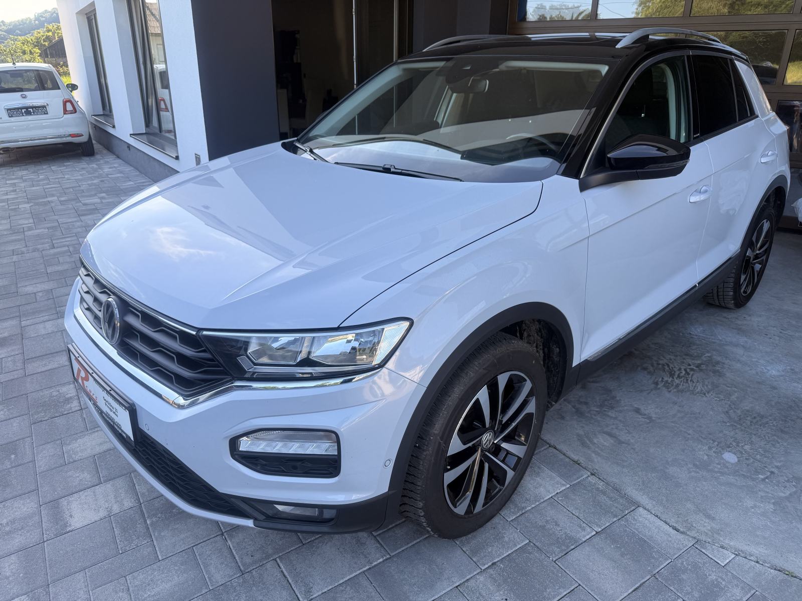 VW T-Roc 1,6 TDI⭐IQ drive⭐virtualni display⭐navigacija⭐panorama⭐TOP⭐, fotografija 2