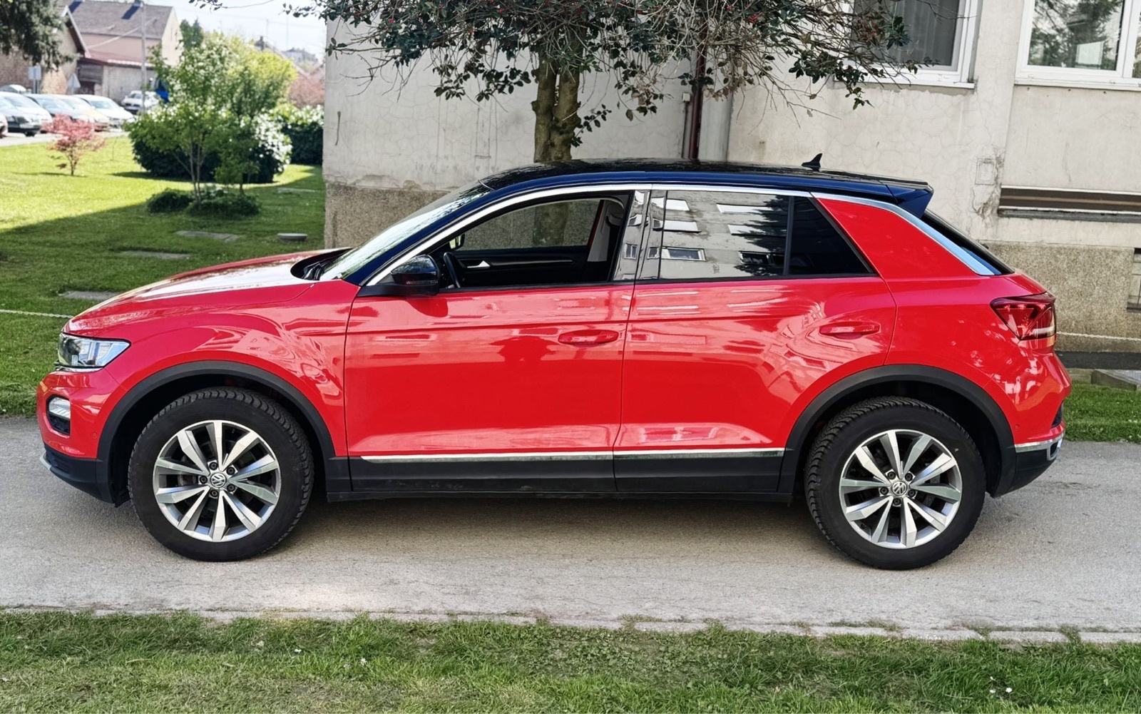 VW T-Roc 1.6 Tdi * Full * Led, Virtual, Navi, Gr. Sjedala * Leasing, fotografija 4