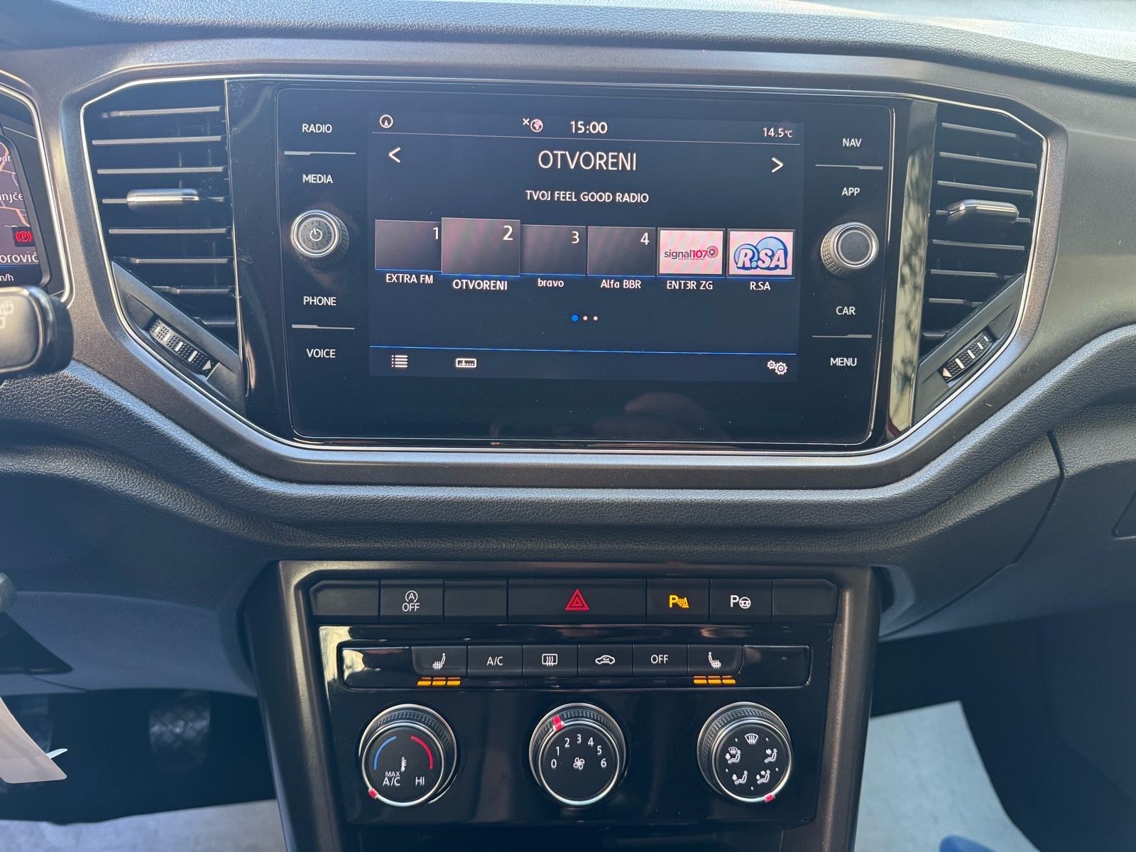 VW T-Roc 1.6 Tdi * Full * Led, Virtual, Navi, Gr. Sjedala * Leasing, fotografija 13